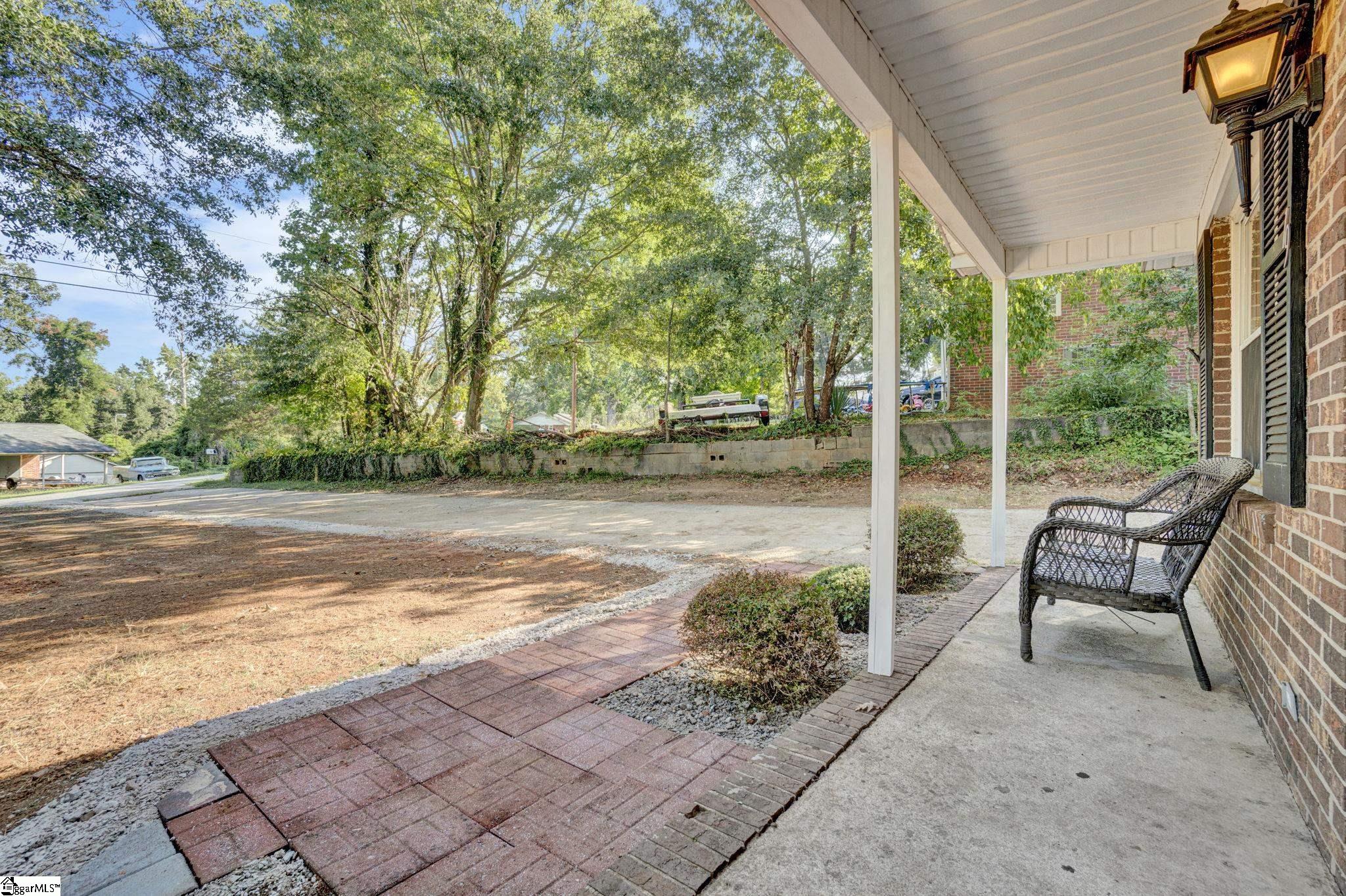 19 Stevenson Lane Property Photo 4