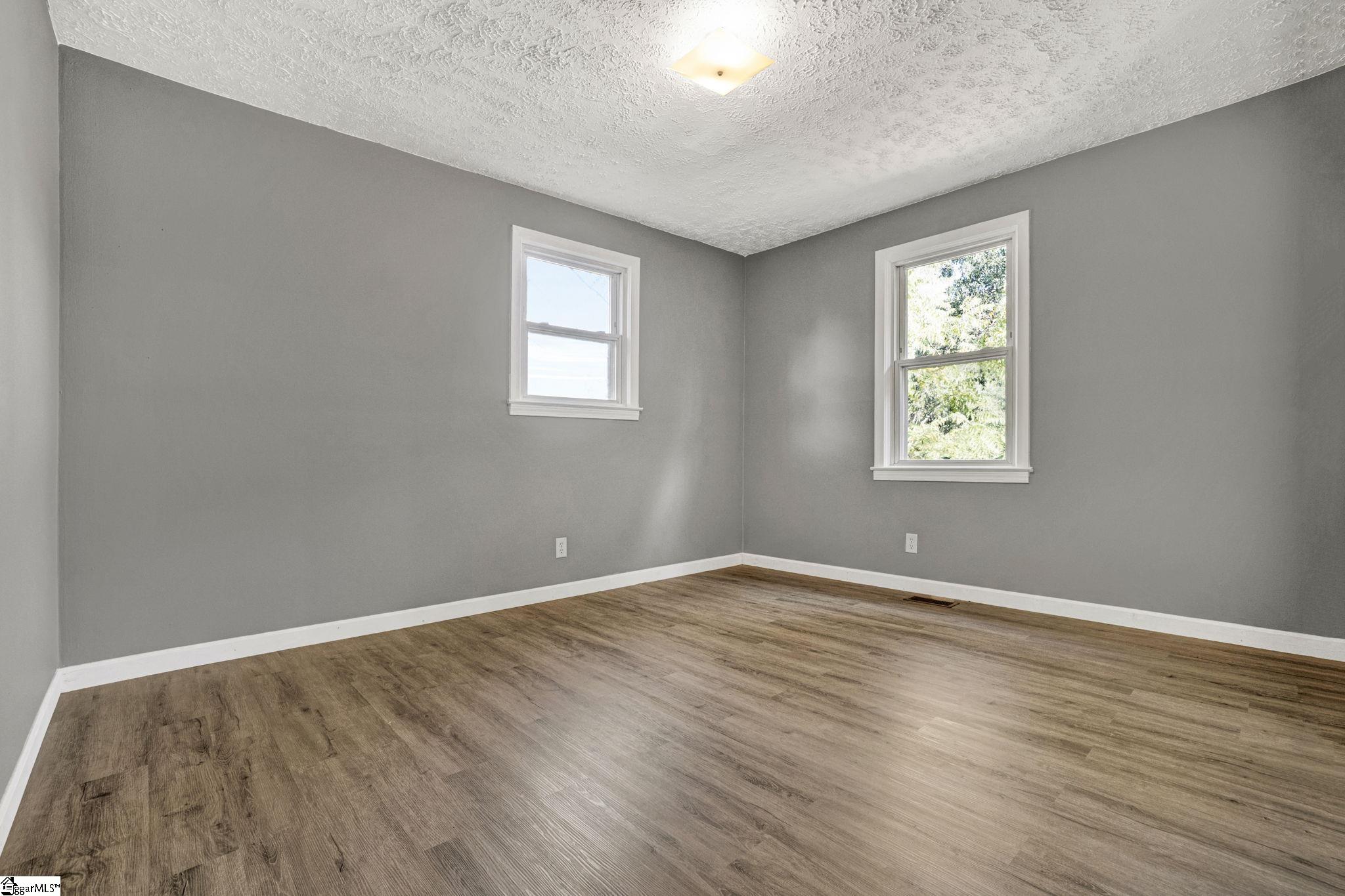 19 Stevenson Lane Property Photo 18