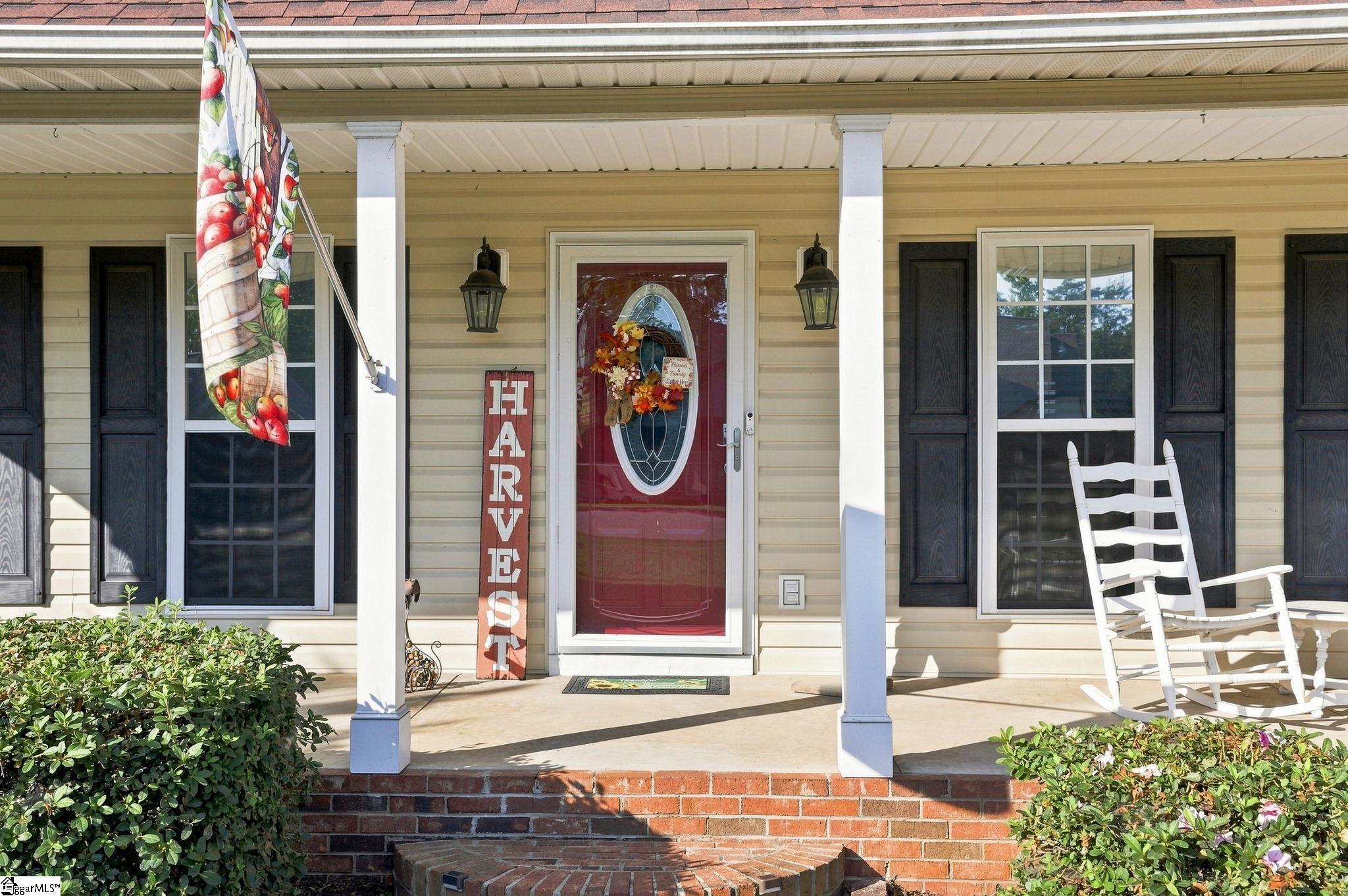 209 Roundstone Drive Property Photo 8