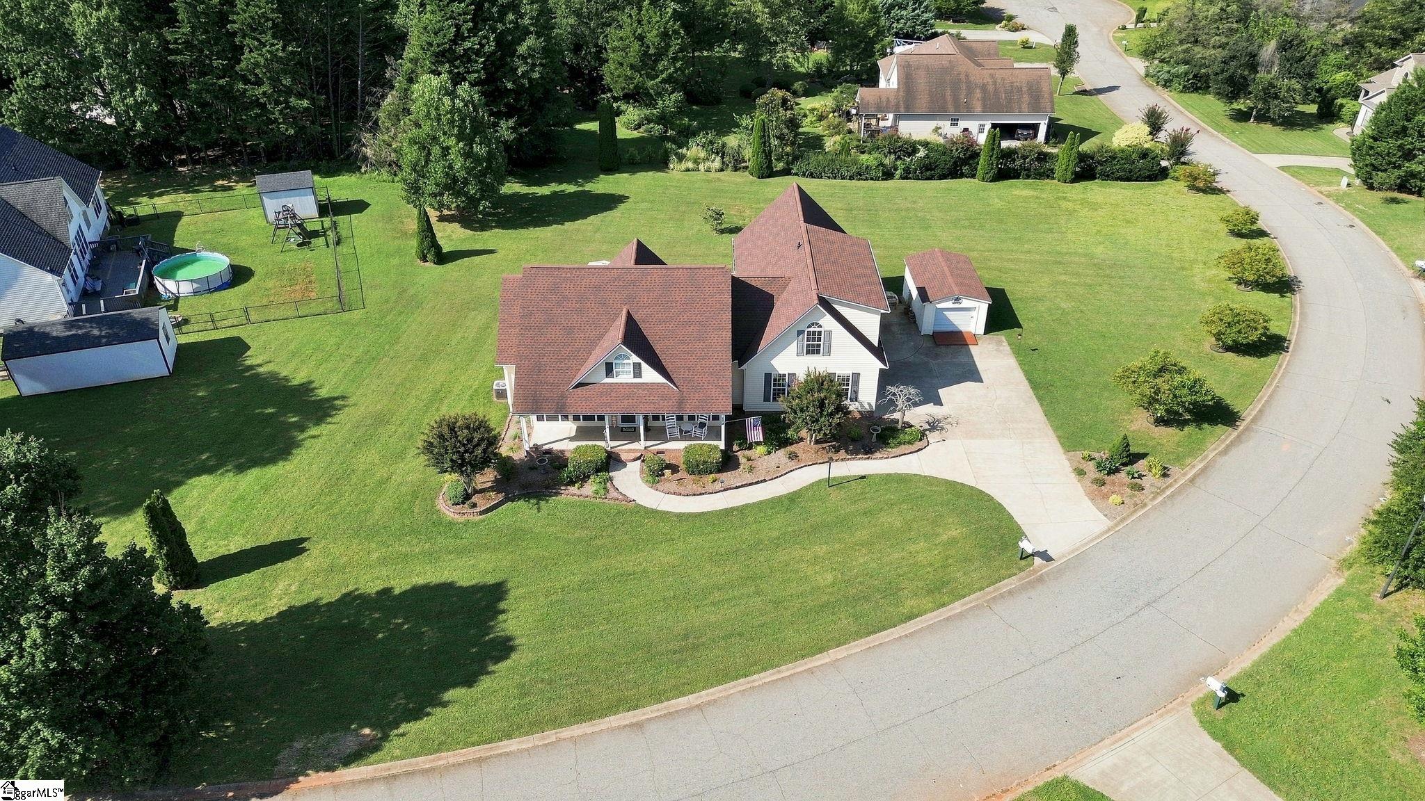 209 Roundstone Drive Property Photo 48