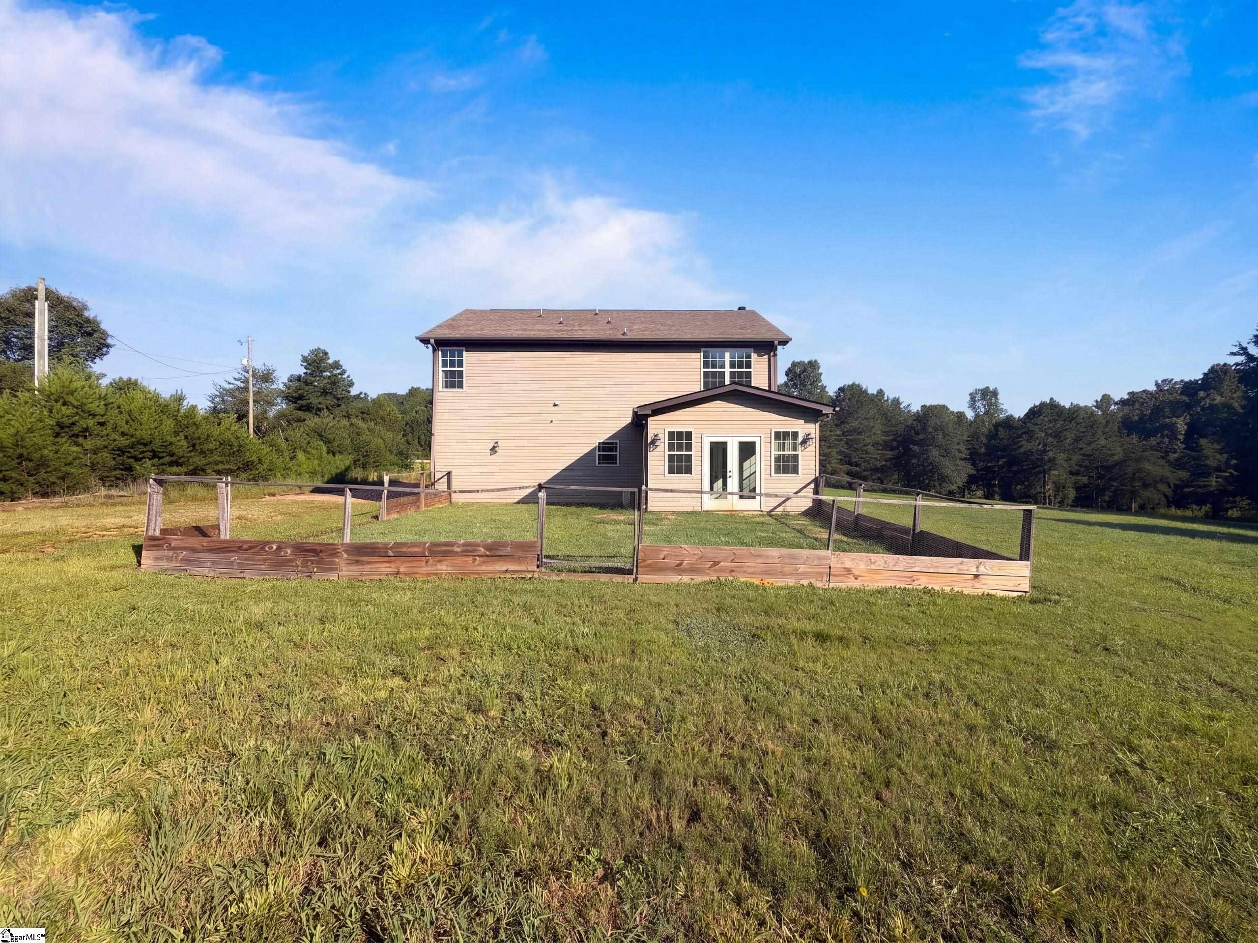 605 Tugaloo Road Property Photo 5