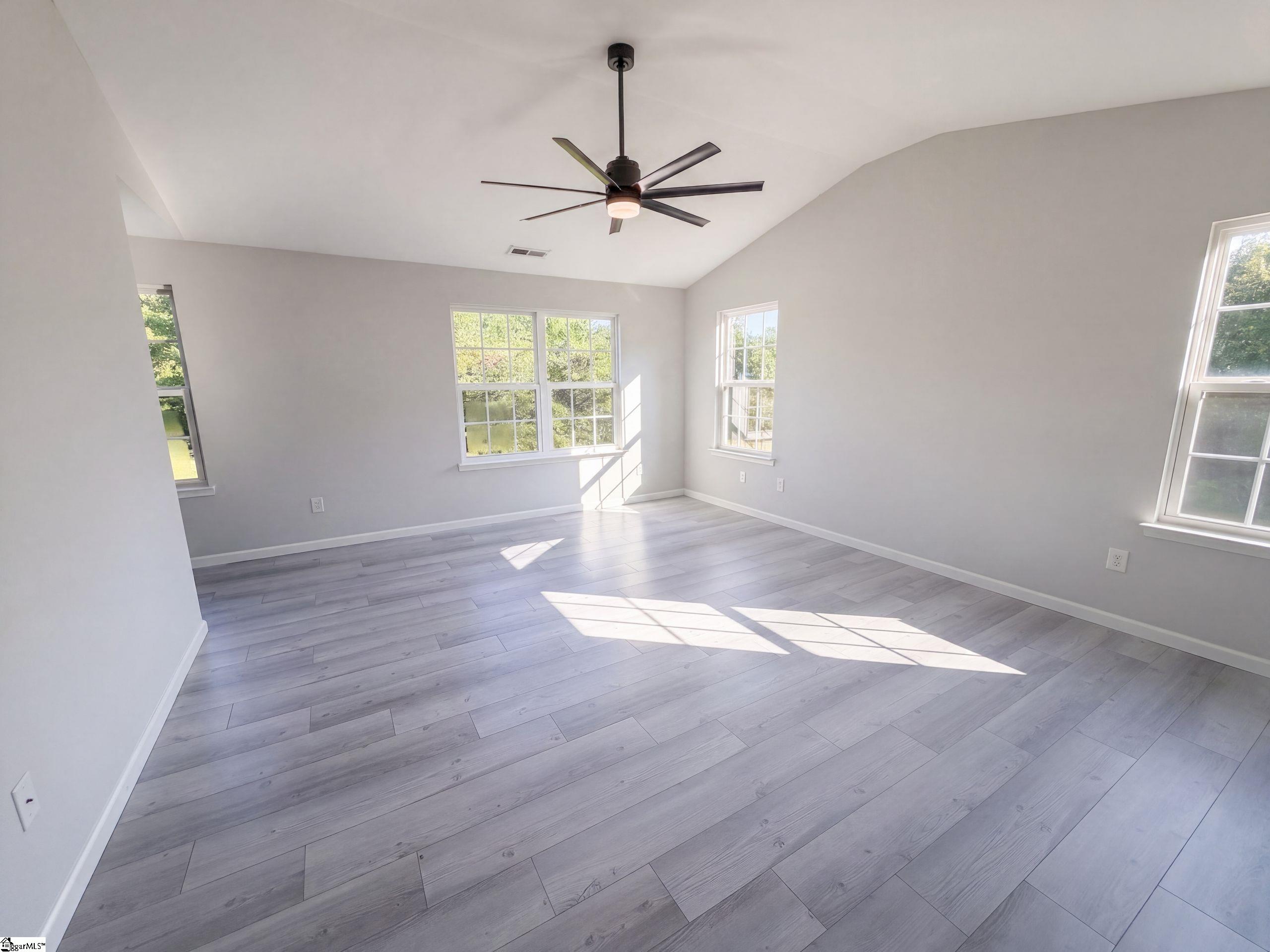 605 Tugaloo Road Property Photo 12