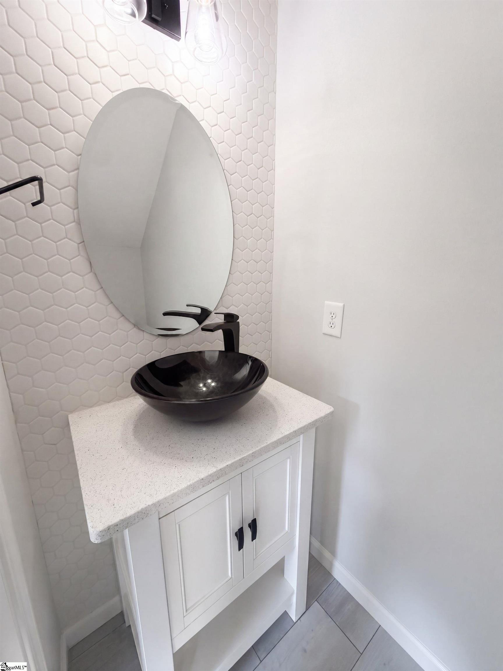 605 Tugaloo Road Property Photo 21