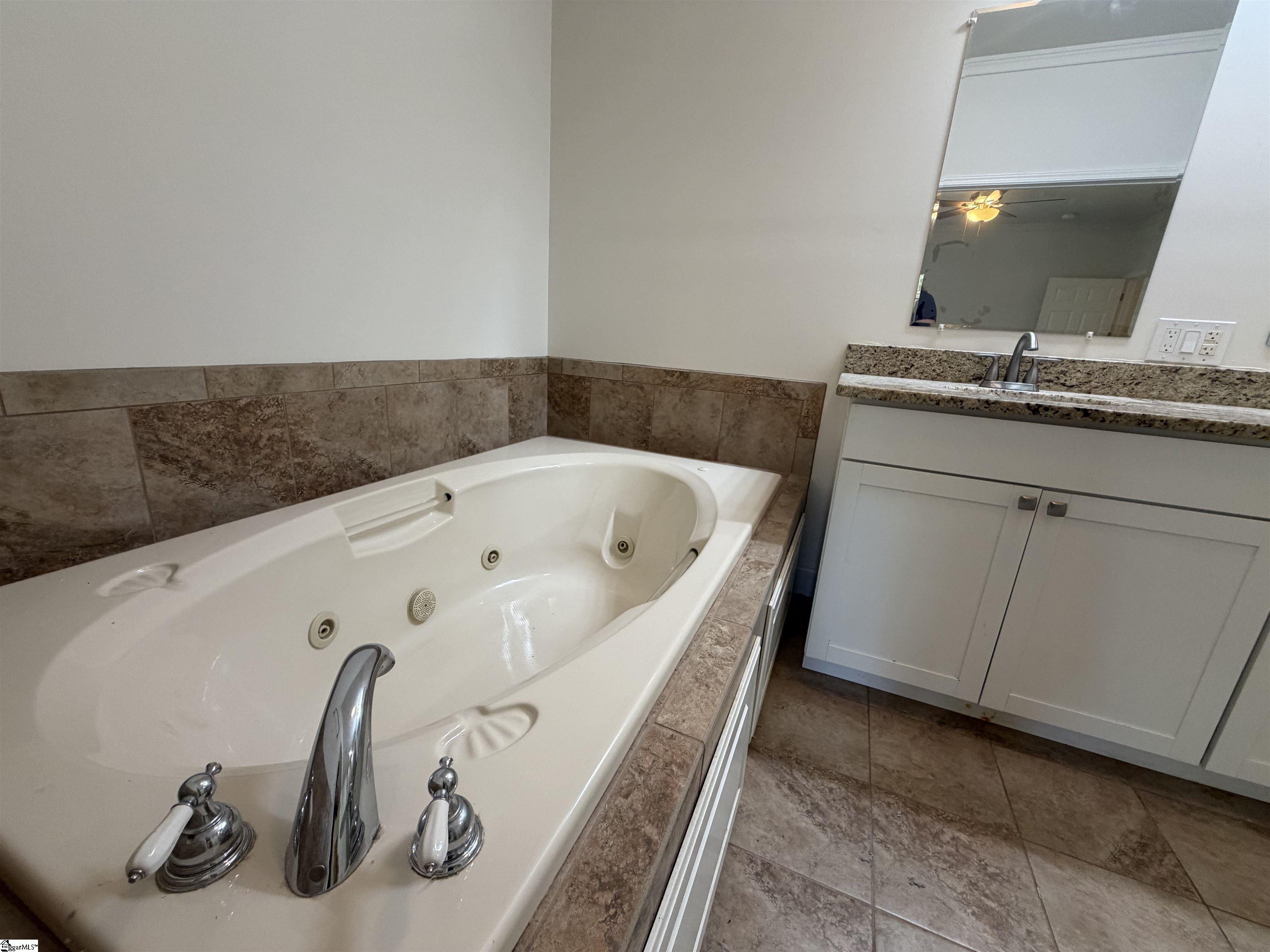 189 Victoria Drive Property Photo 22