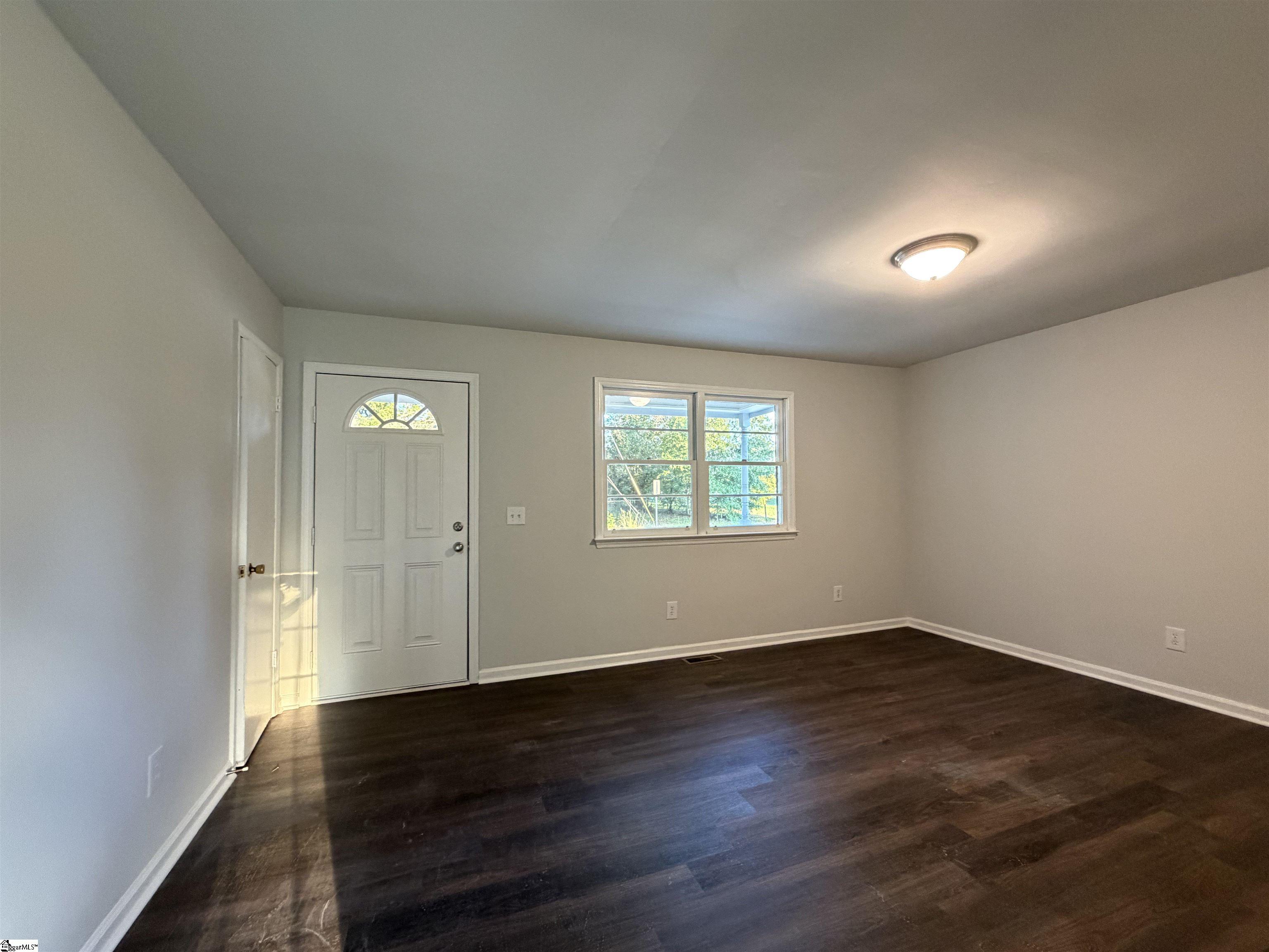 28 11th Street Property Photo 6