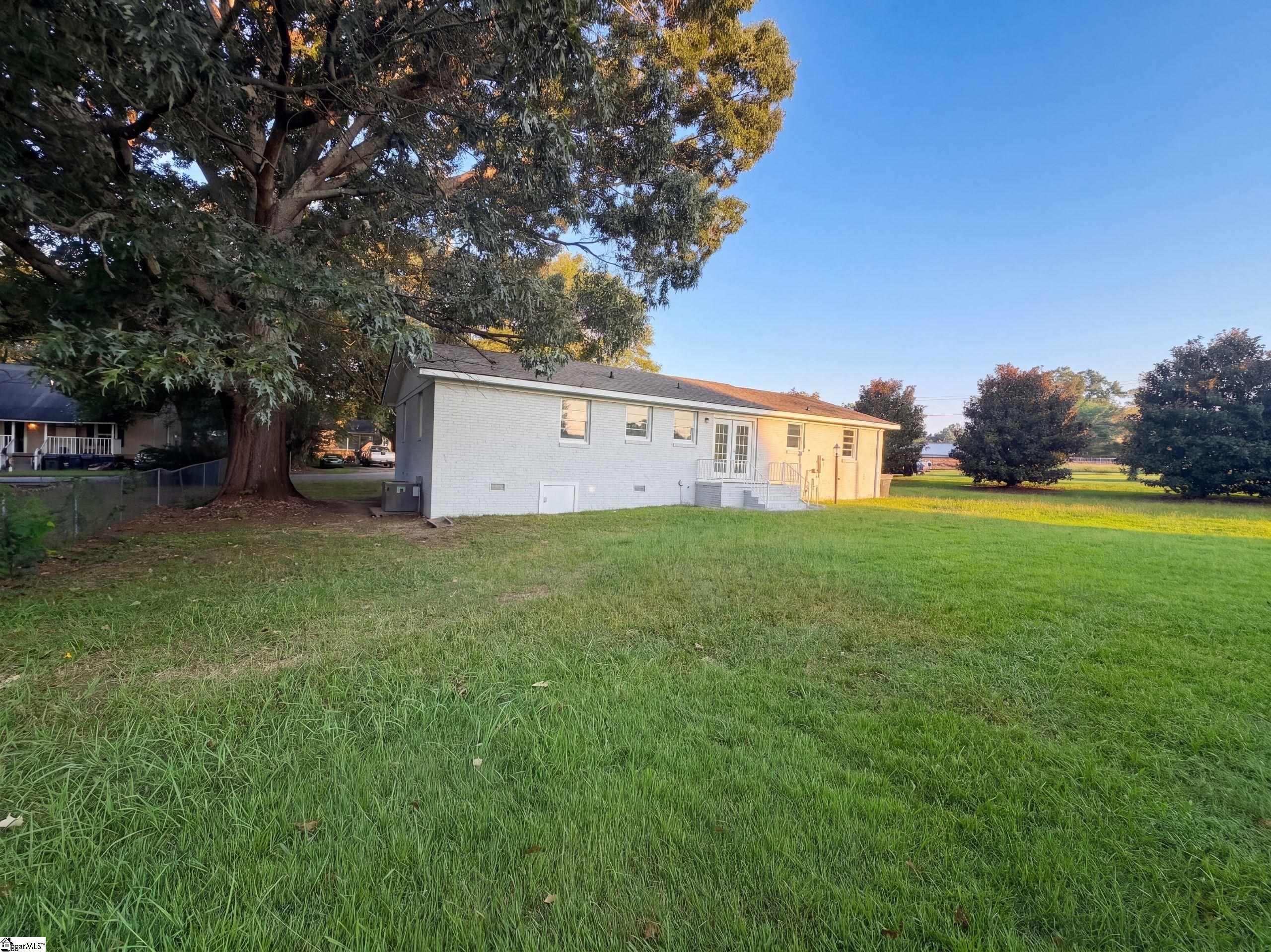 28 11th Street Property Photo 16