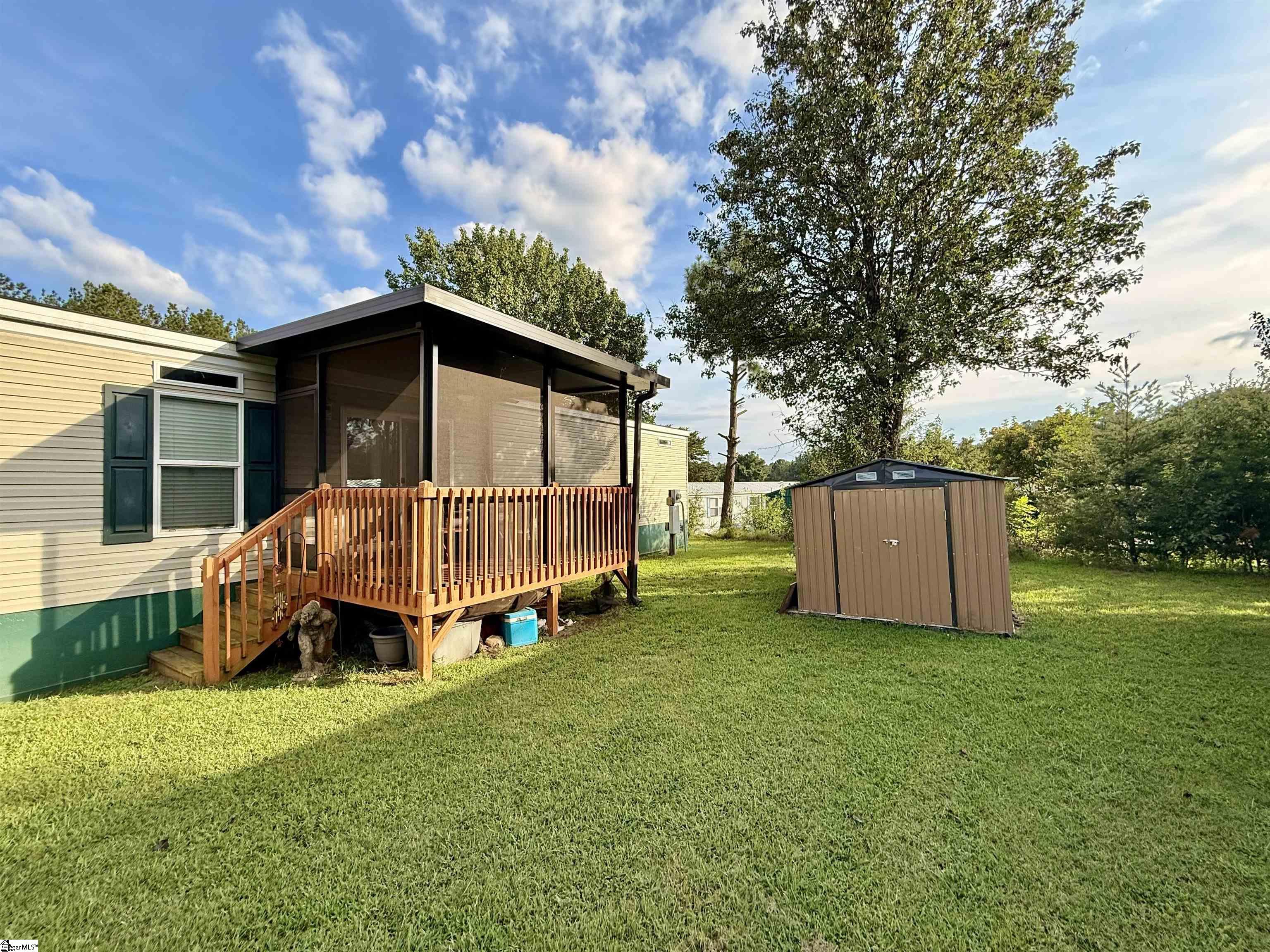 220 Wedge Way Property Photo 3
