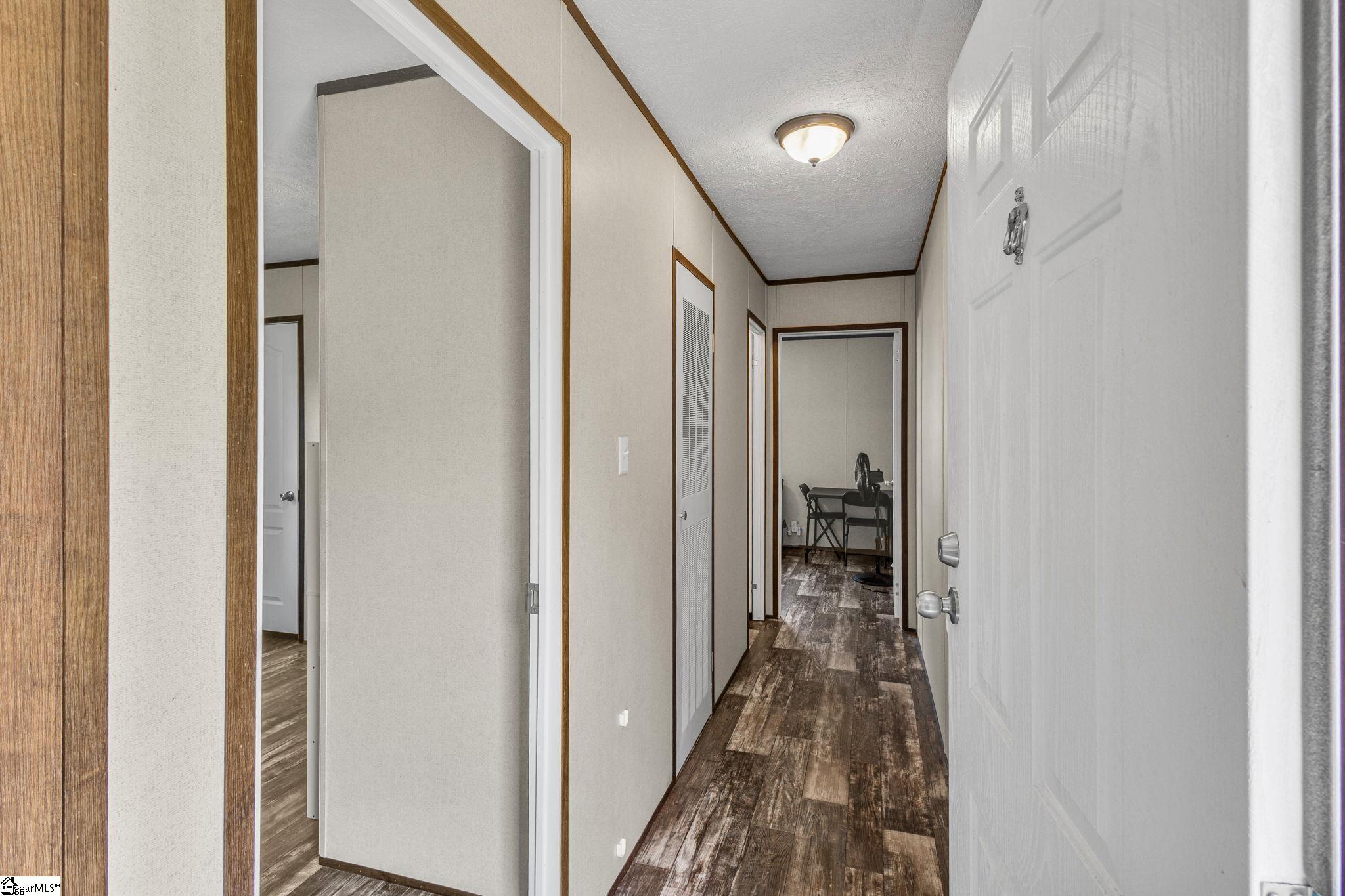 220 Wedge Way Property Photo 14