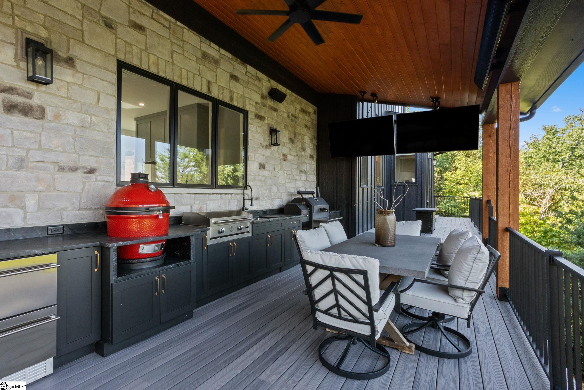 101 Frangipani Way Property Photo 39