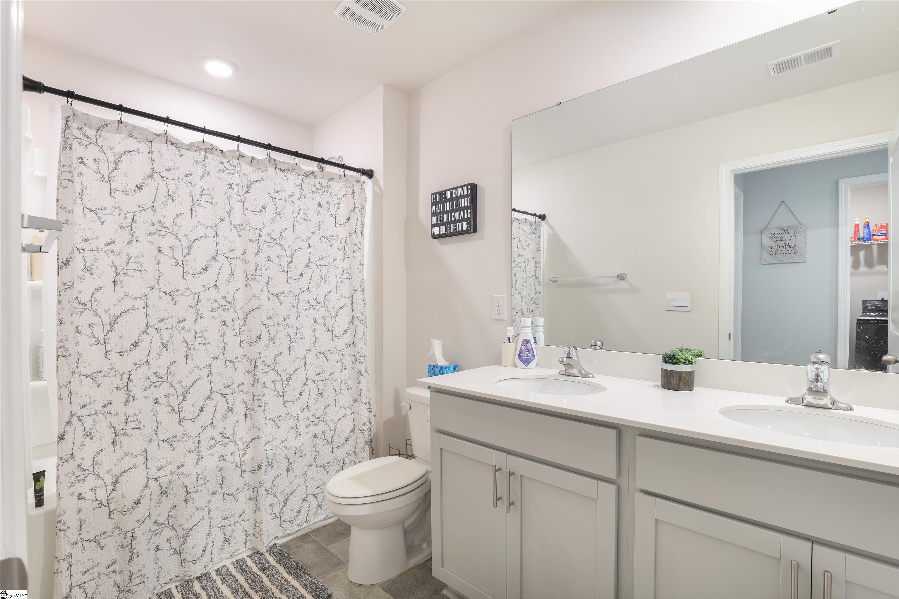 906 Ashwood Way Property Photo 30