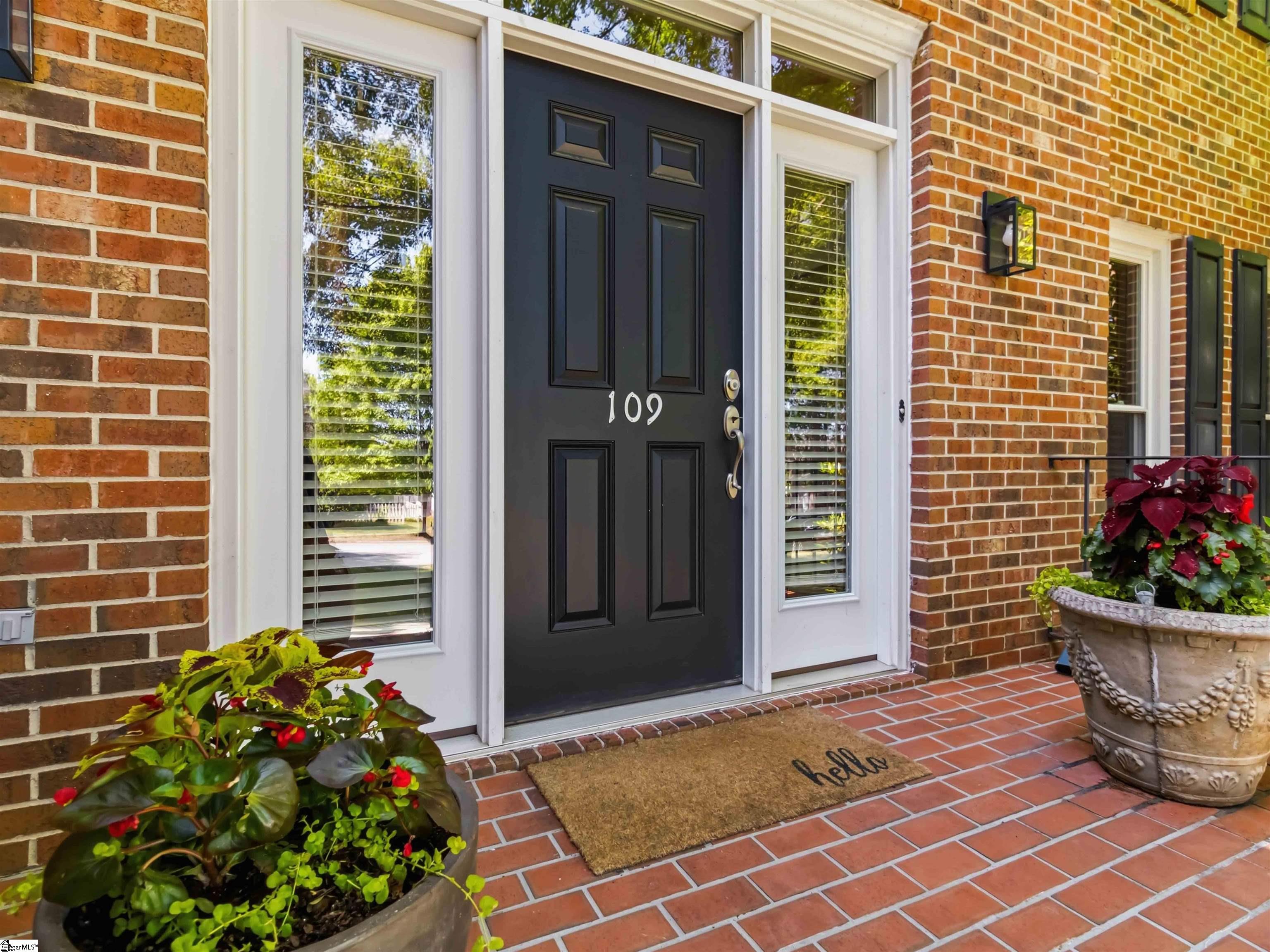 109 E Hypericum Lane Property Photo 3