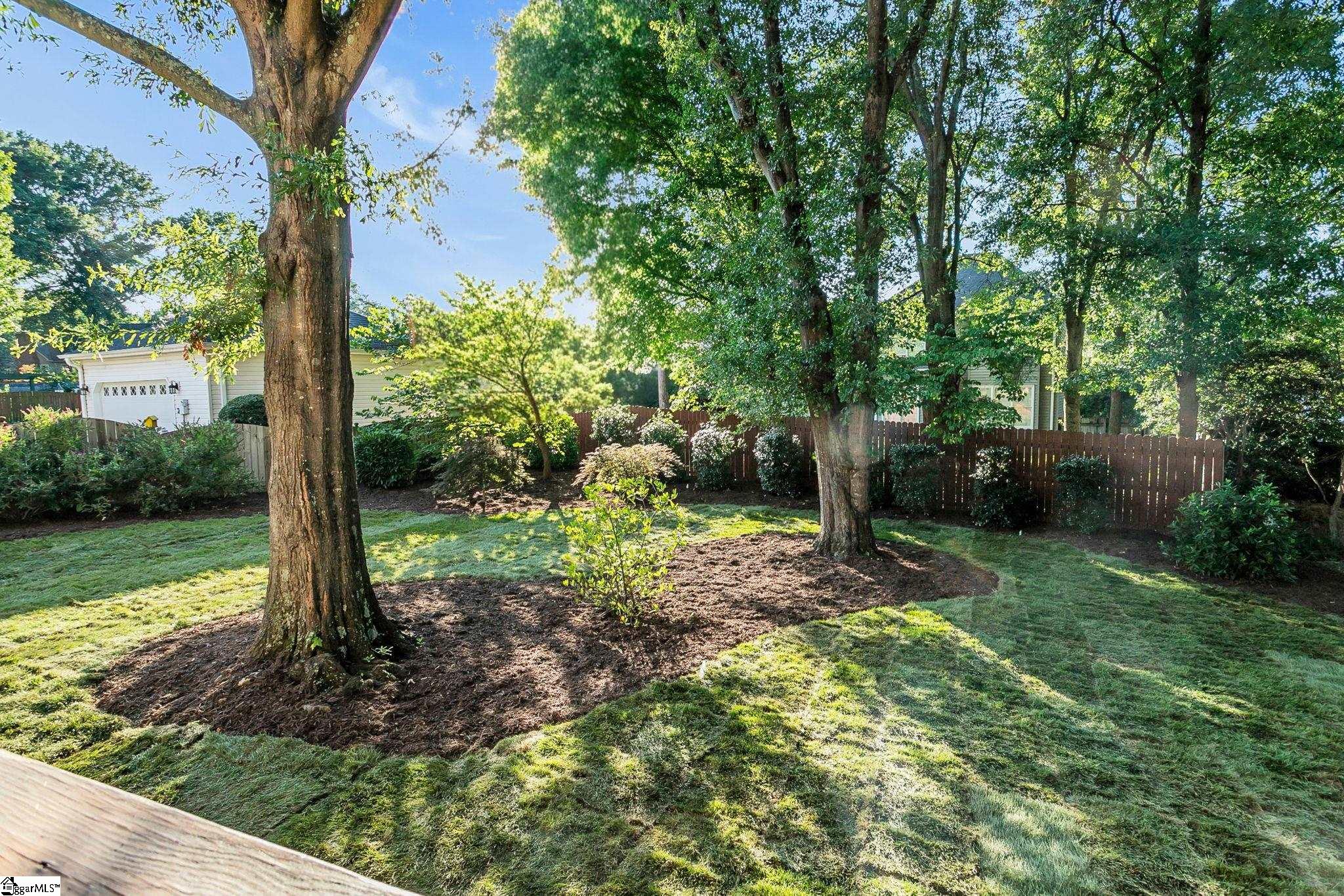 109 E Hypericum Lane Property Photo 4