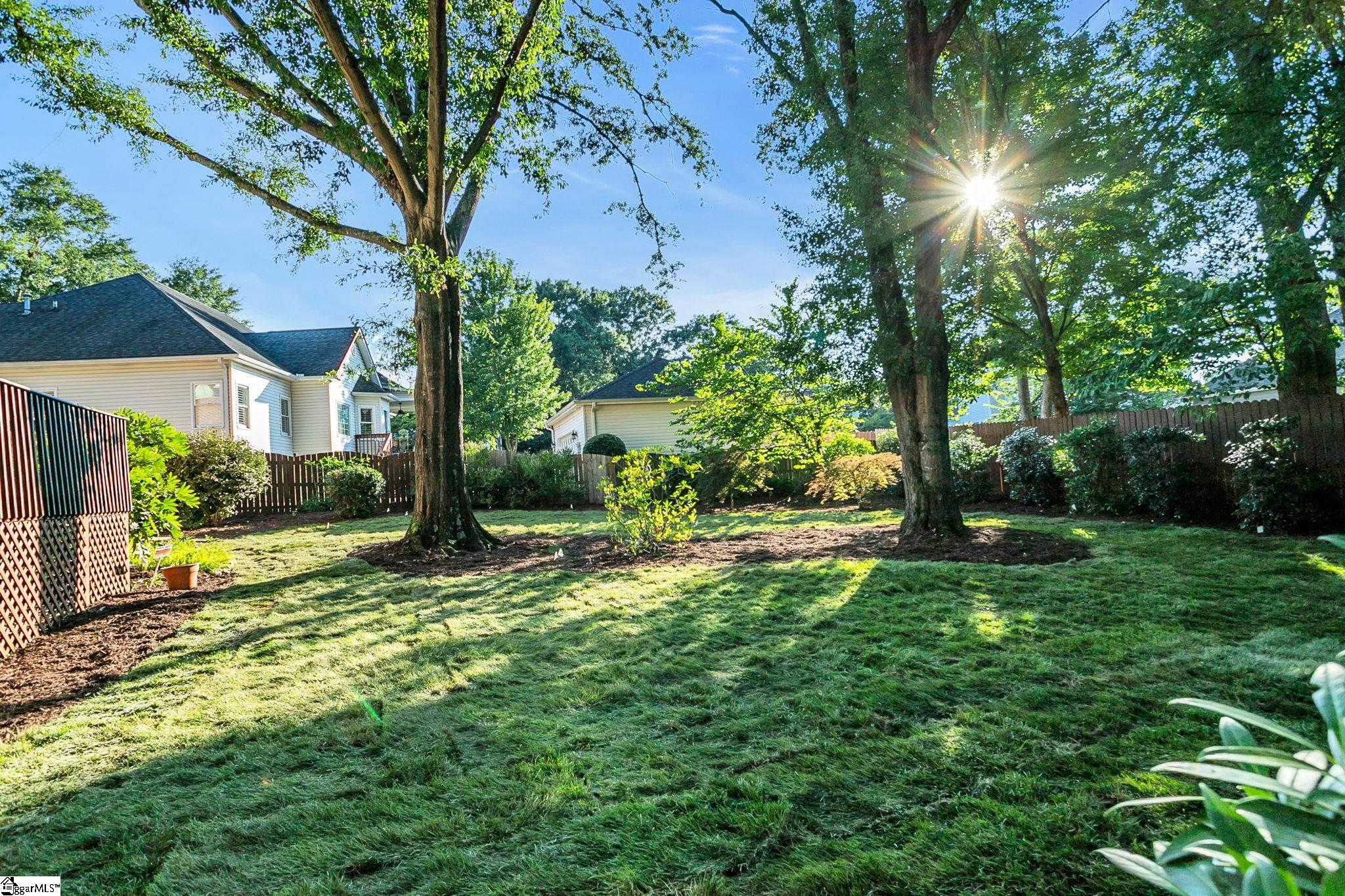 109 E Hypericum Lane Property Photo 7
