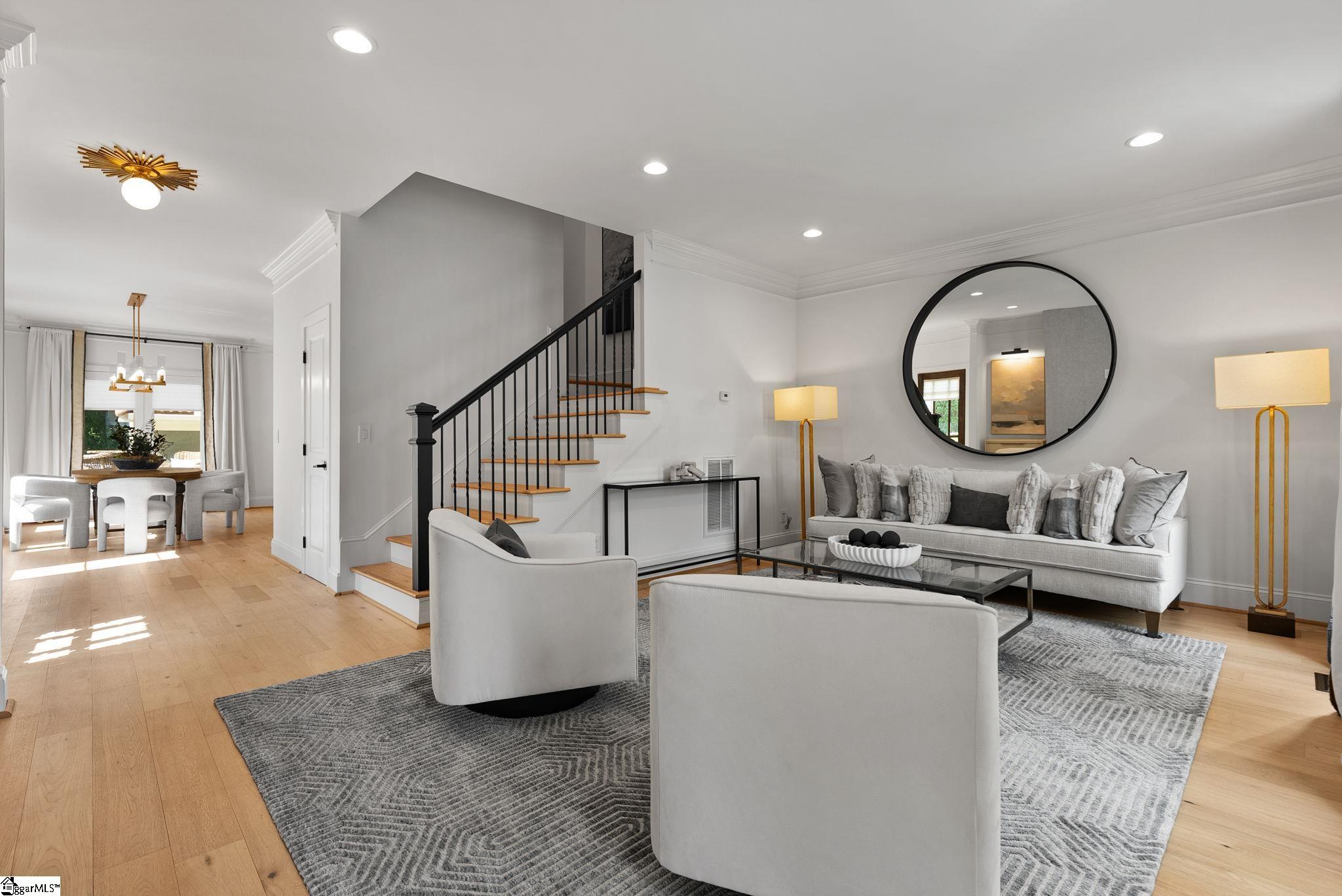 5 Savona Drive Property Photo 10