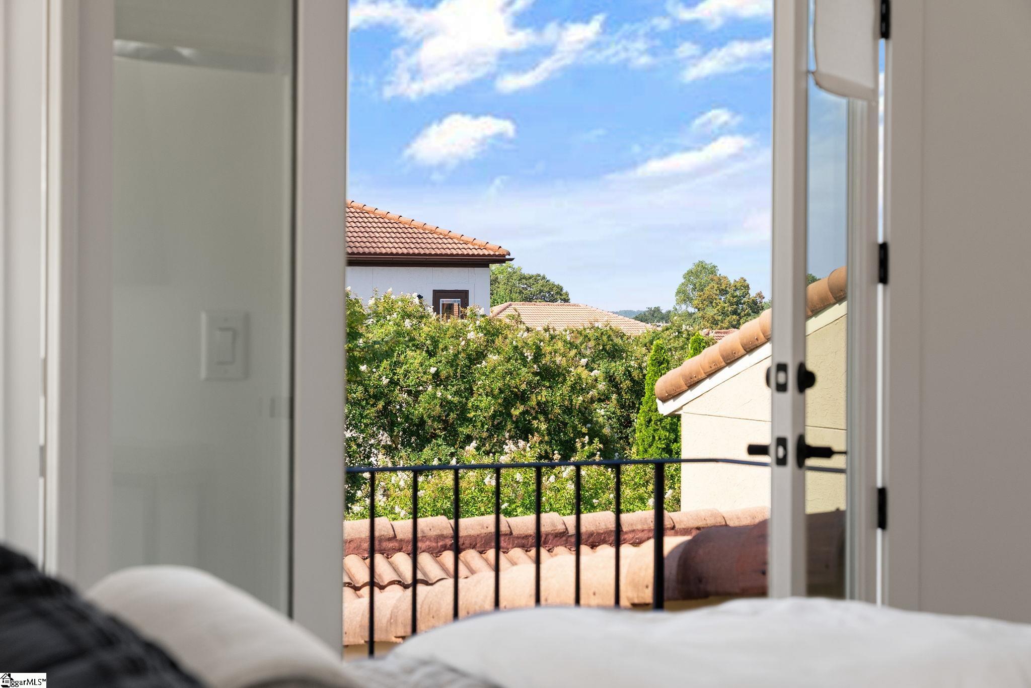 5 Savona Drive Property Photo 22
