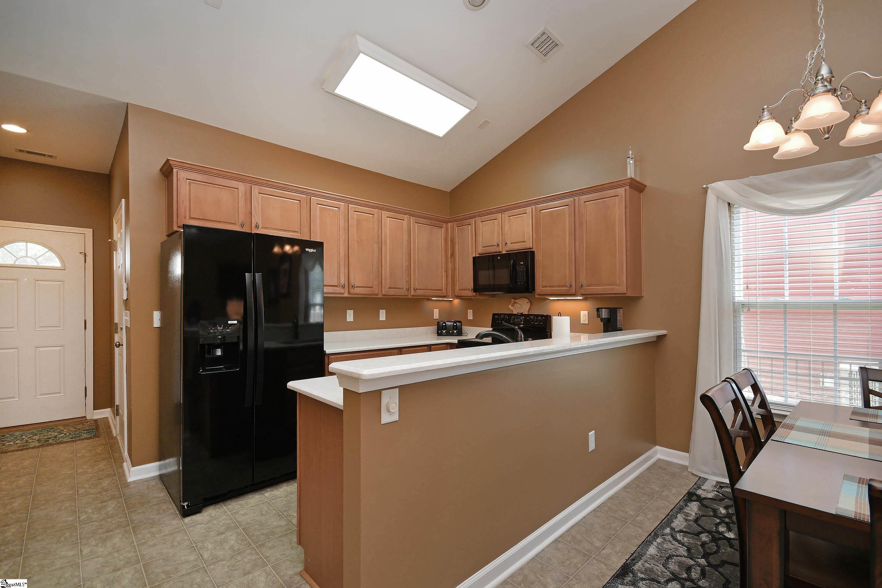 120 Ledgewood Way Property Photo 6