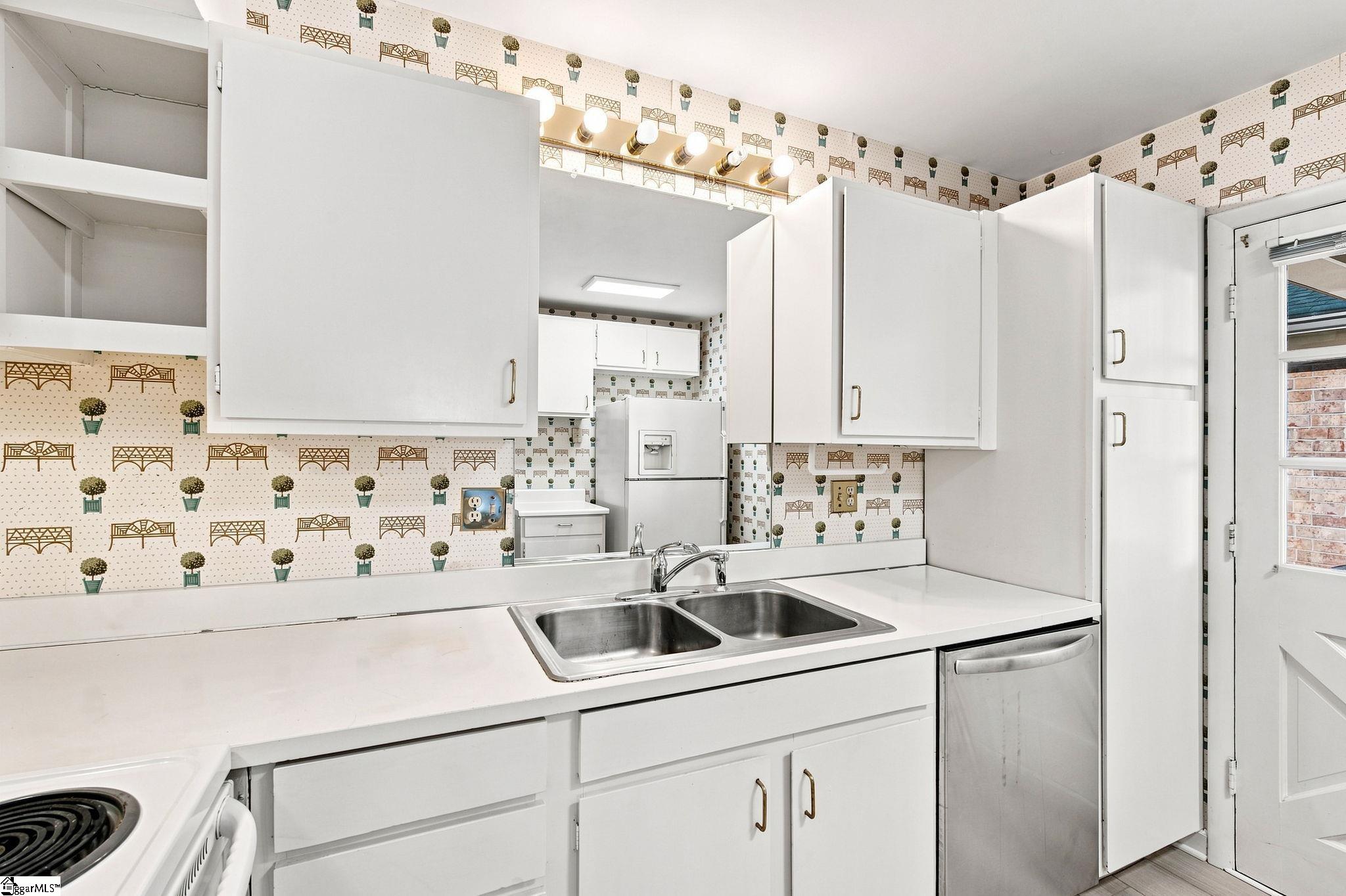 925 Cleveland Street Property Photo 19