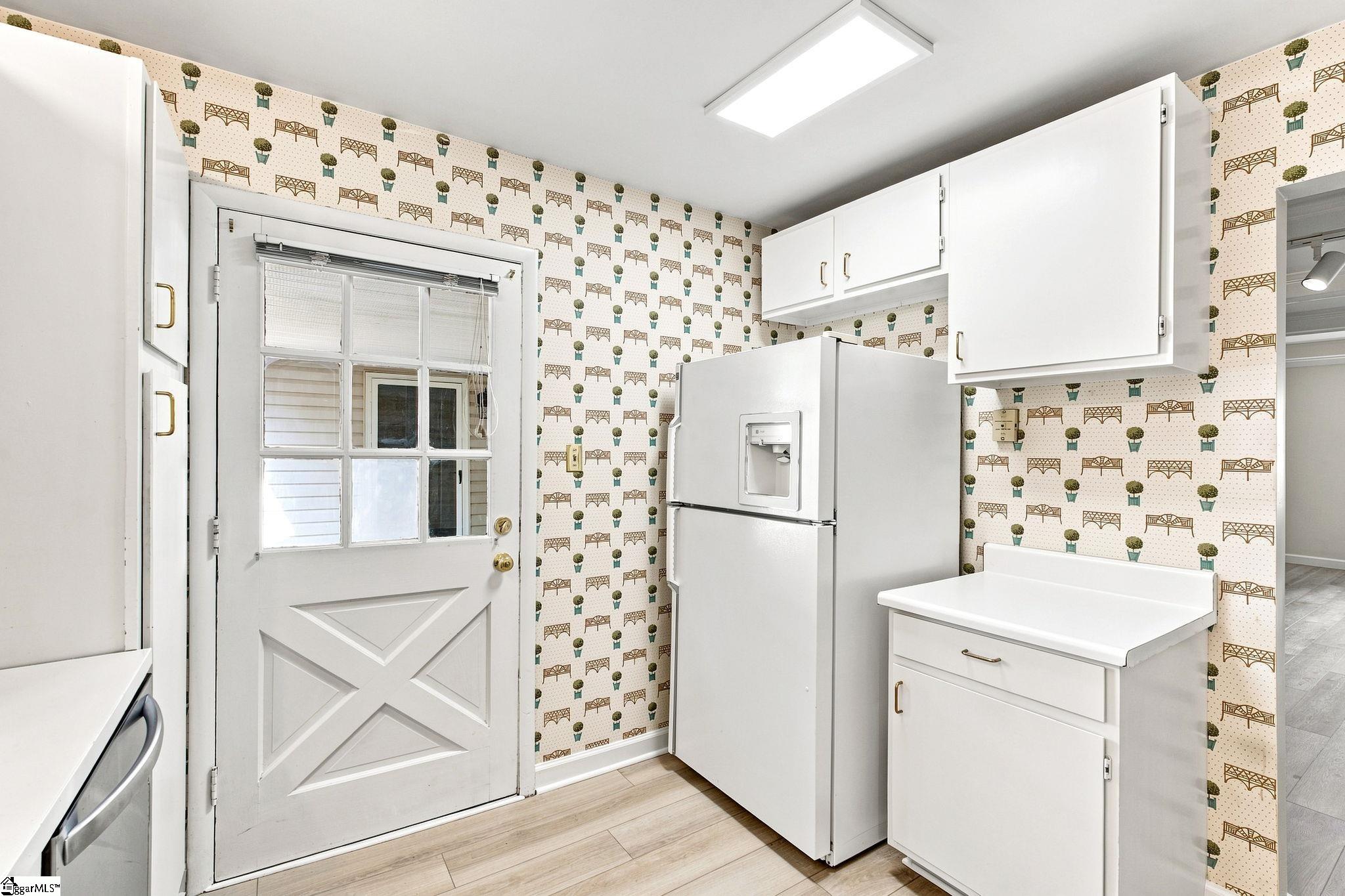 925 Cleveland Street Property Photo 20