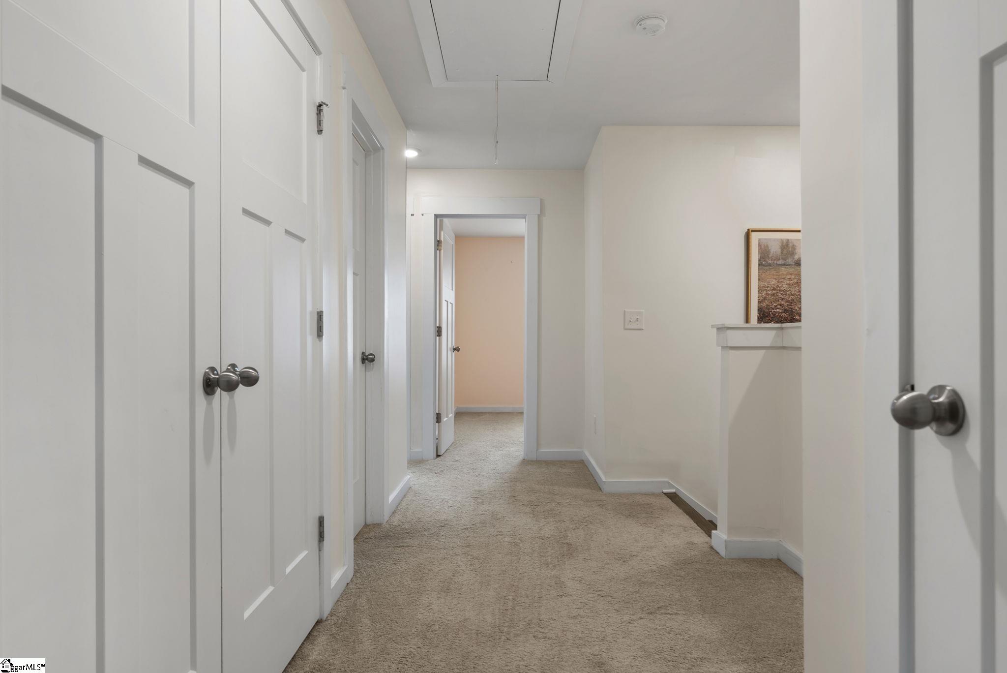 100 Grey Oak Trail Property Photo 11