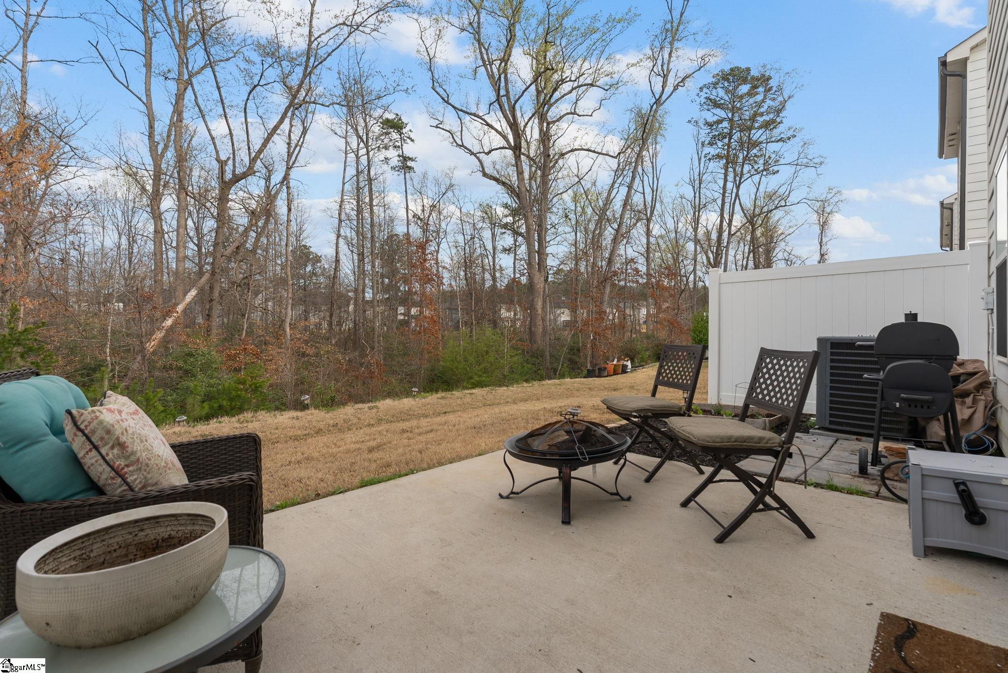 100 Grey Oak Trail Property Photo 22