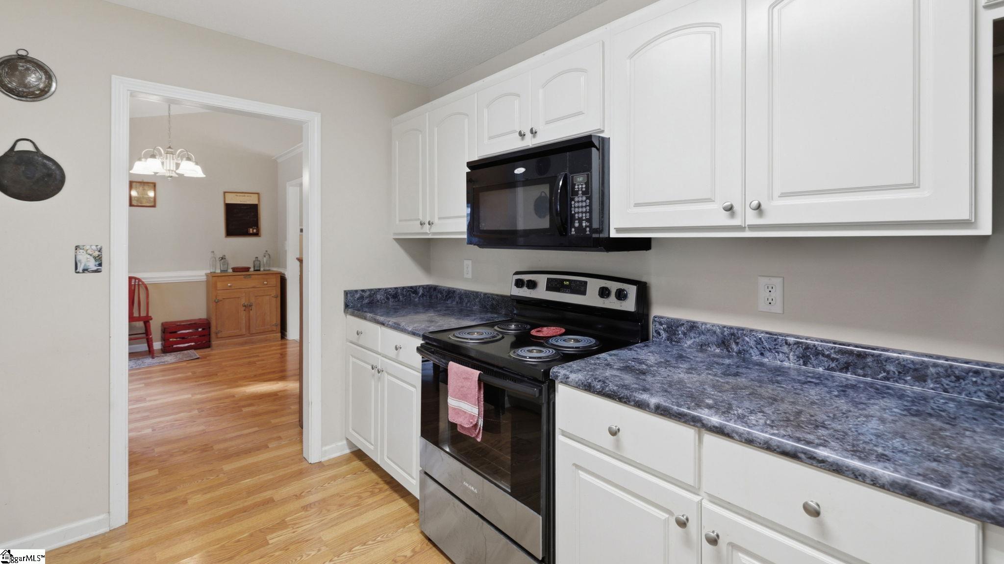 145 Brookwood Creek Drive Property Photo 12