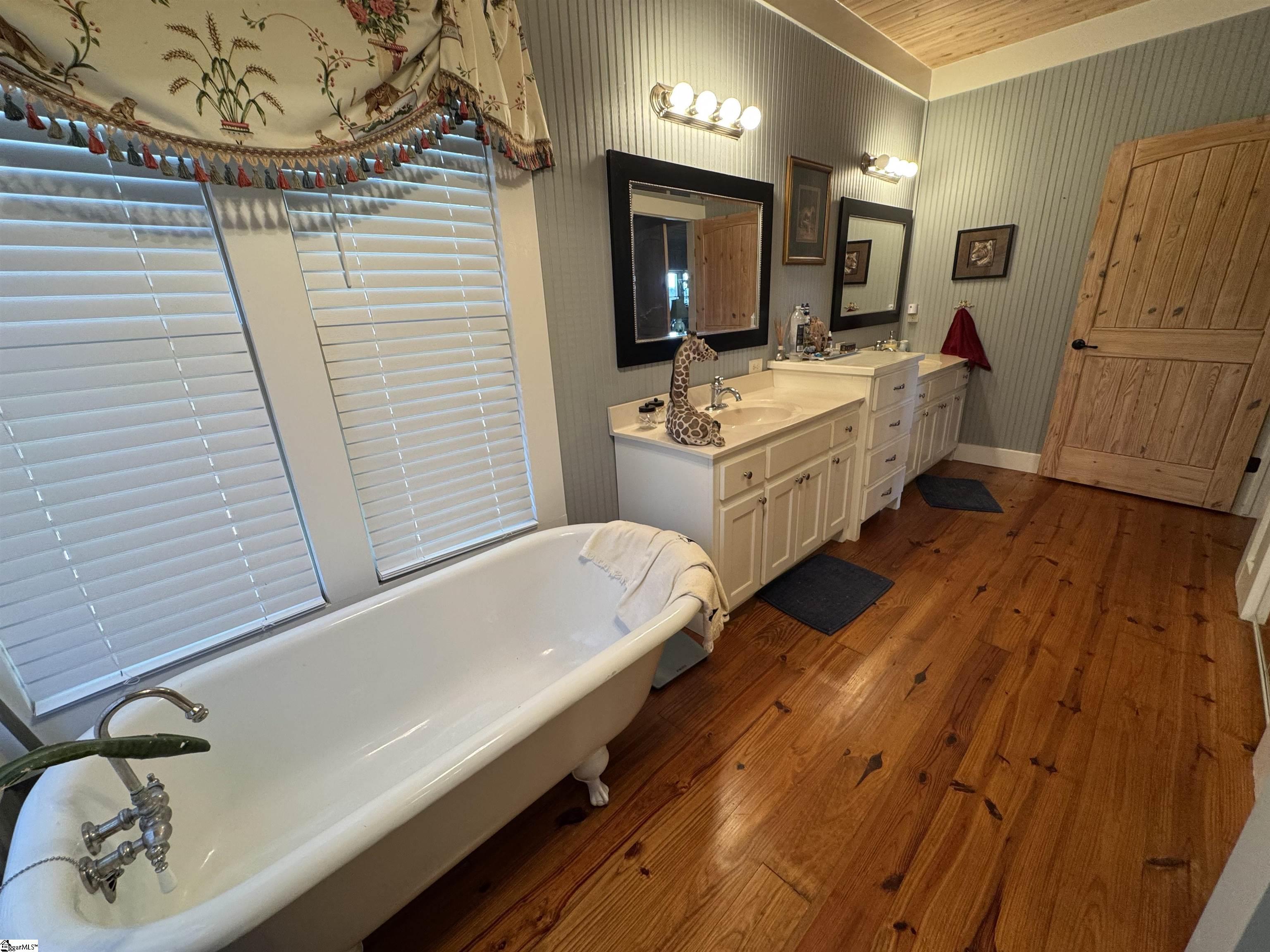 284 River Road Property Photo 28