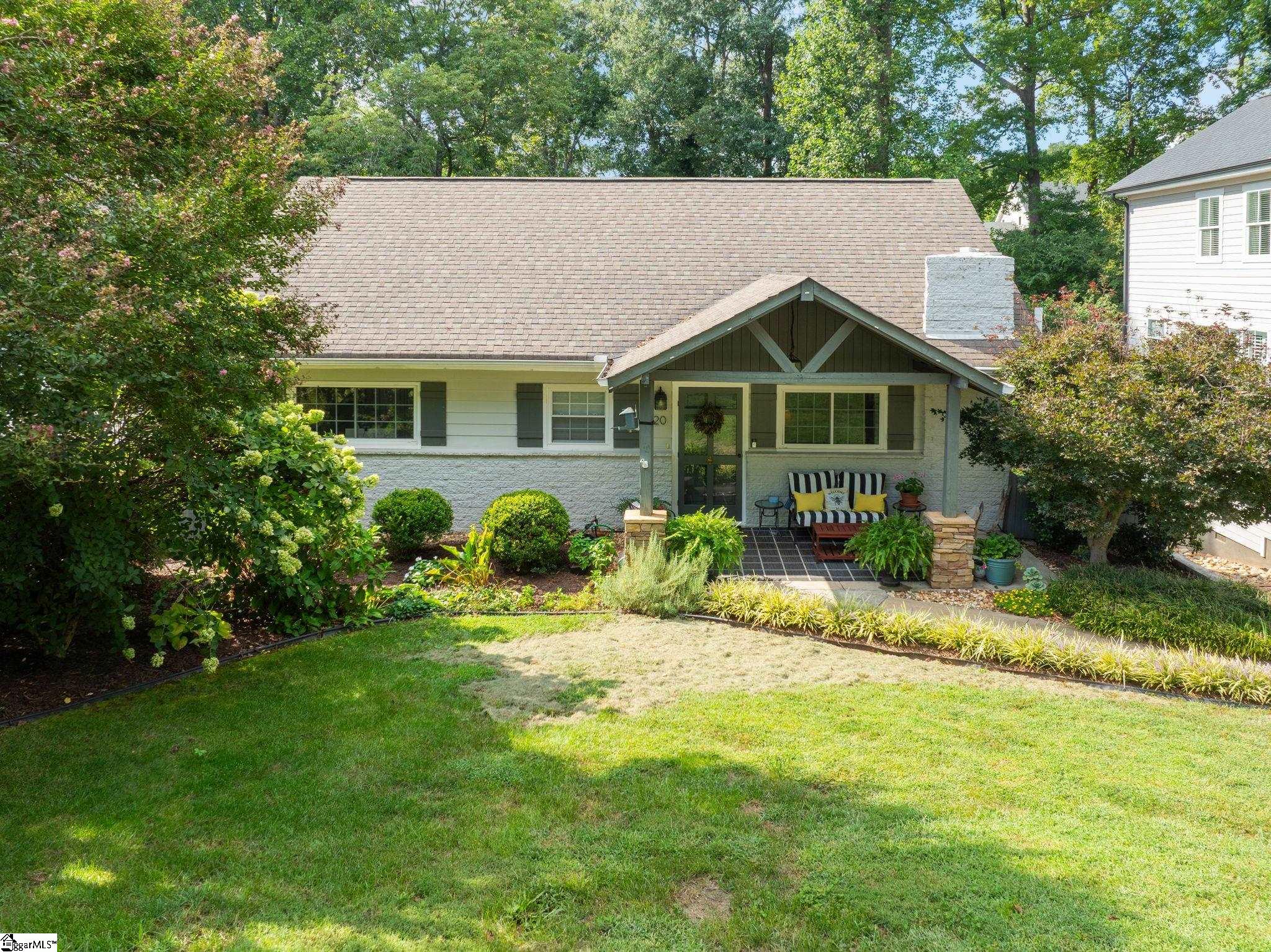 220 Cammer Avenue Property Photo 2