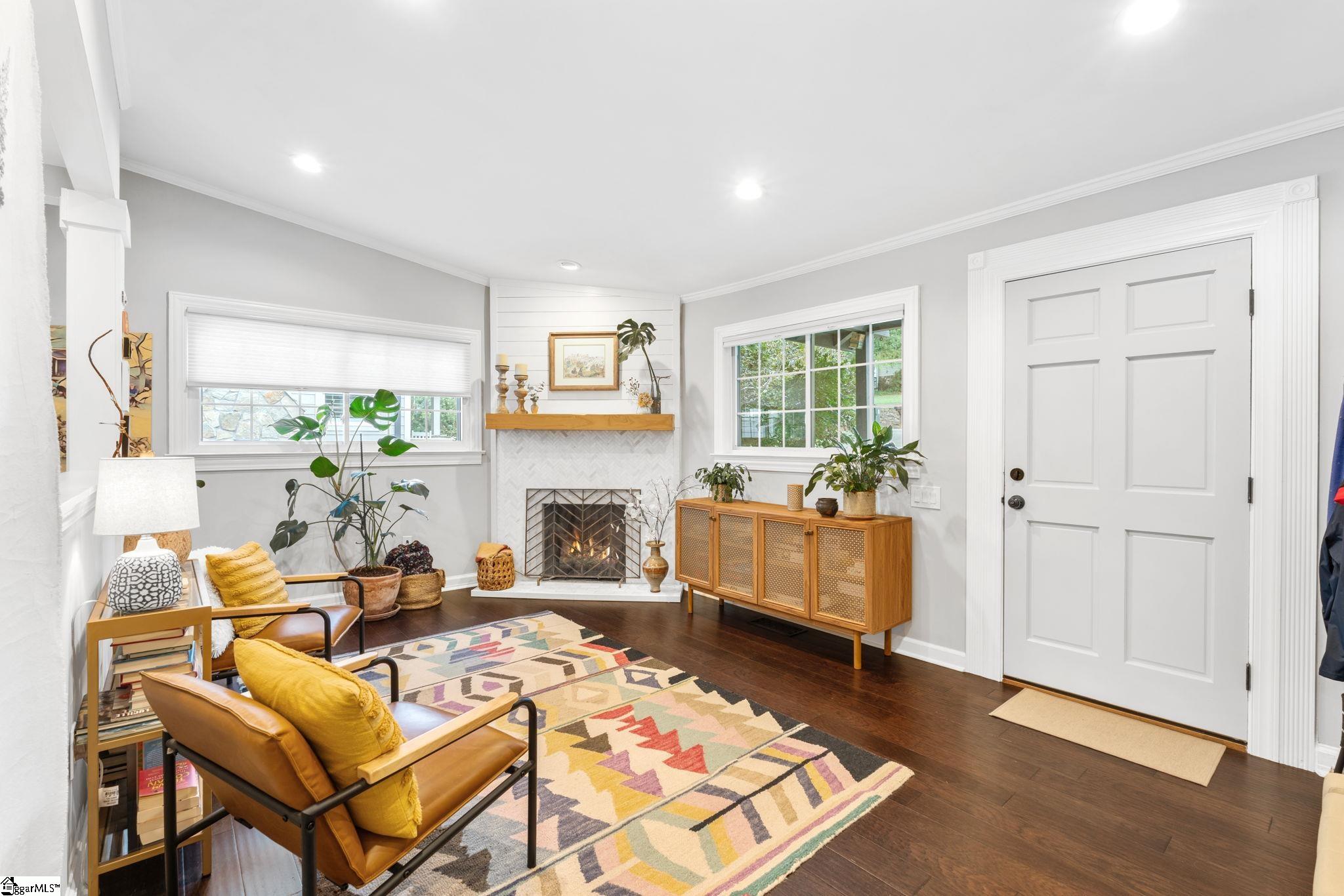 220 Cammer Avenue Property Photo 9