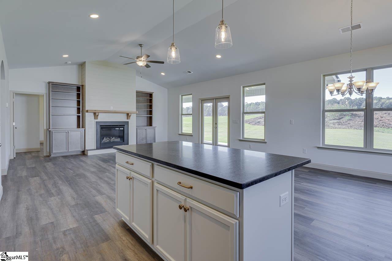 106 Old Glory Court Property Photo 19