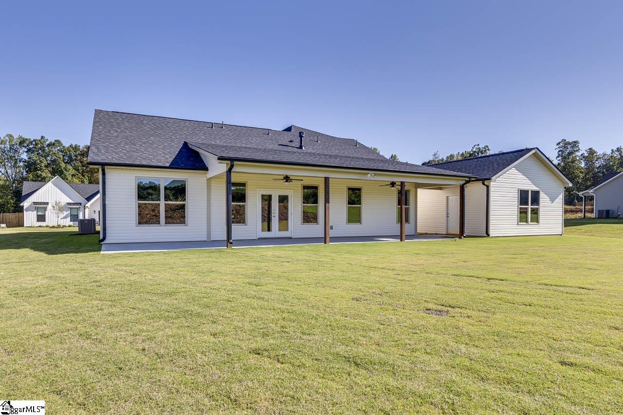 106 Old Glory Court Property Photo 38