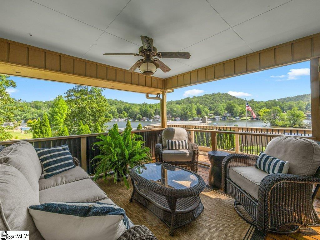 1522 W Lakeshore Drive Property Photo 15