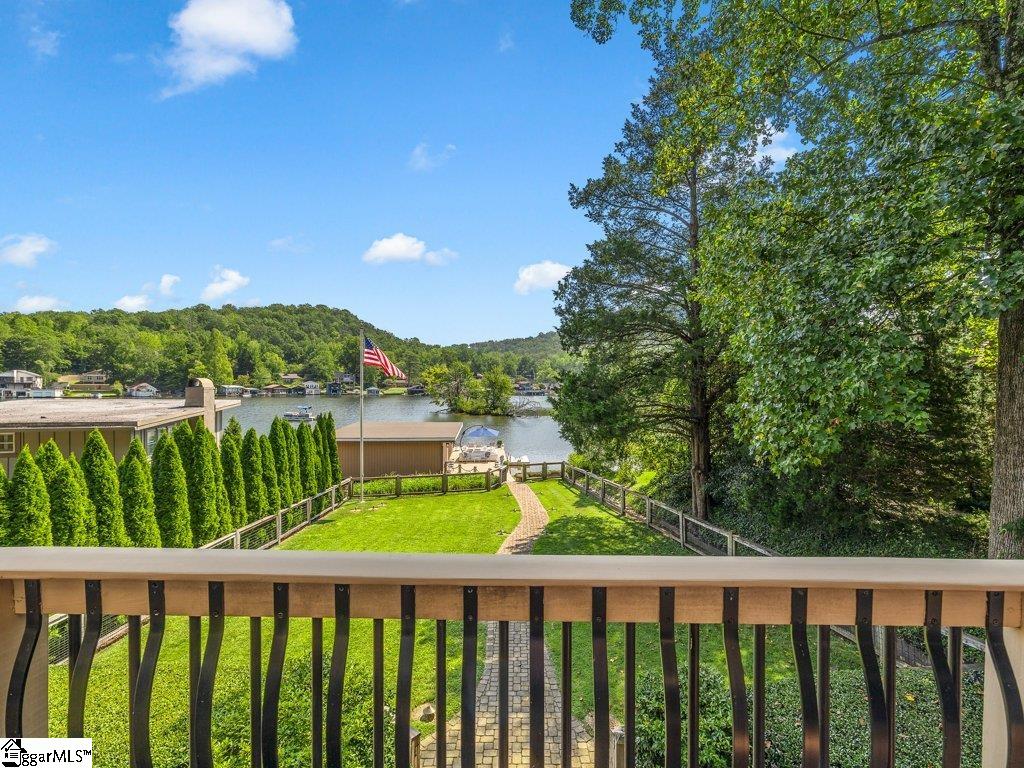 1522 W Lakeshore Drive Property Photo 17