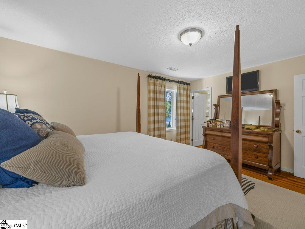 1522 W Lakeshore Drive Property Photo 19