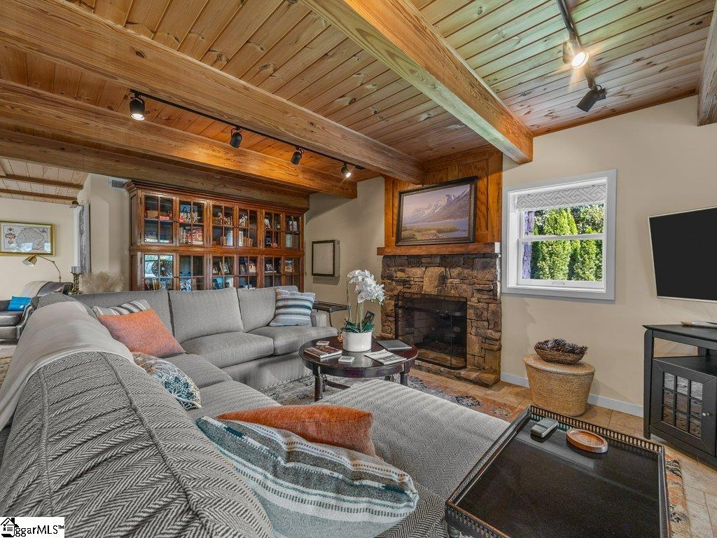 1522 W Lakeshore Drive Property Photo 29