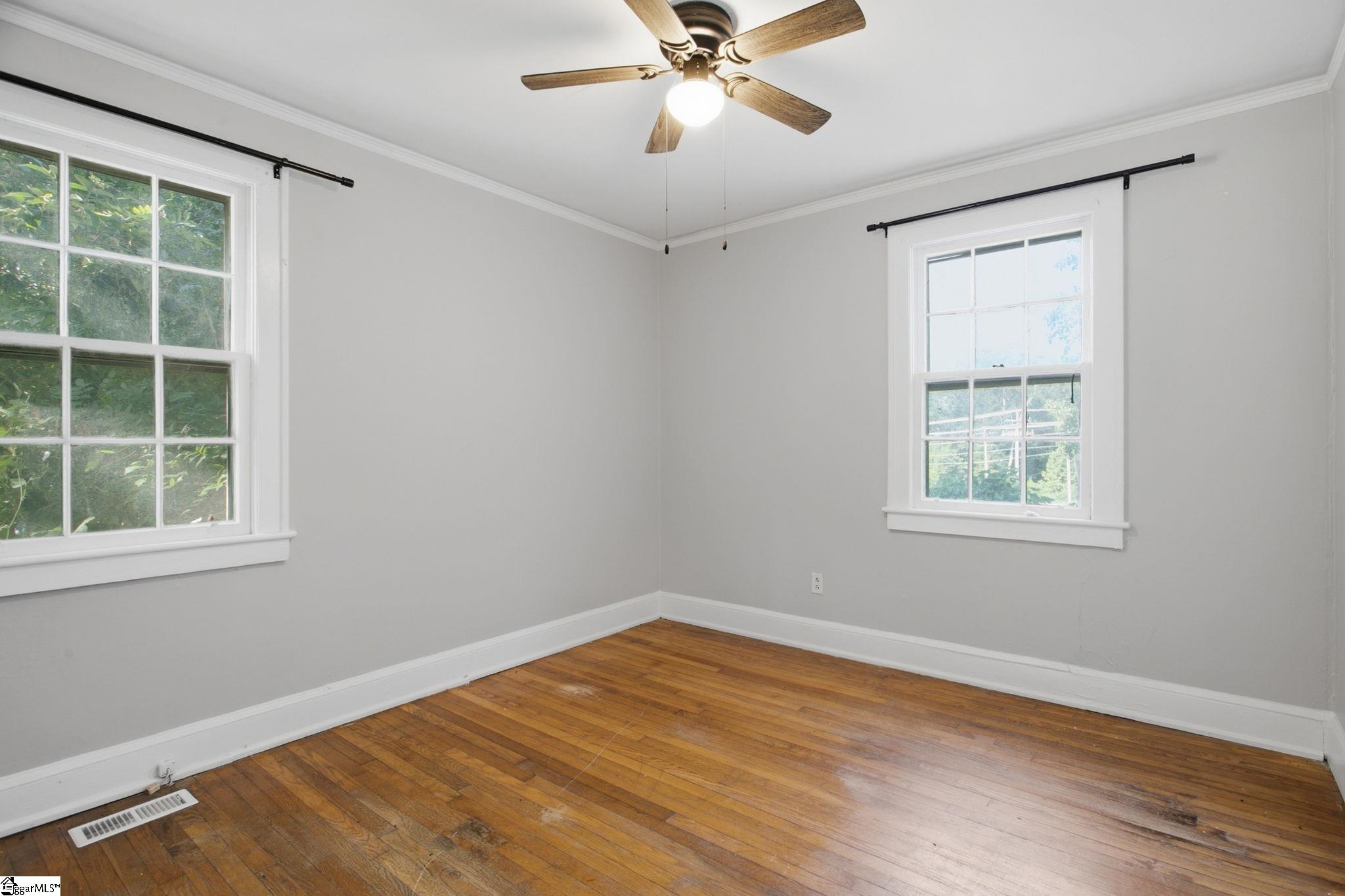316 Melville Avenue Property Photo 14