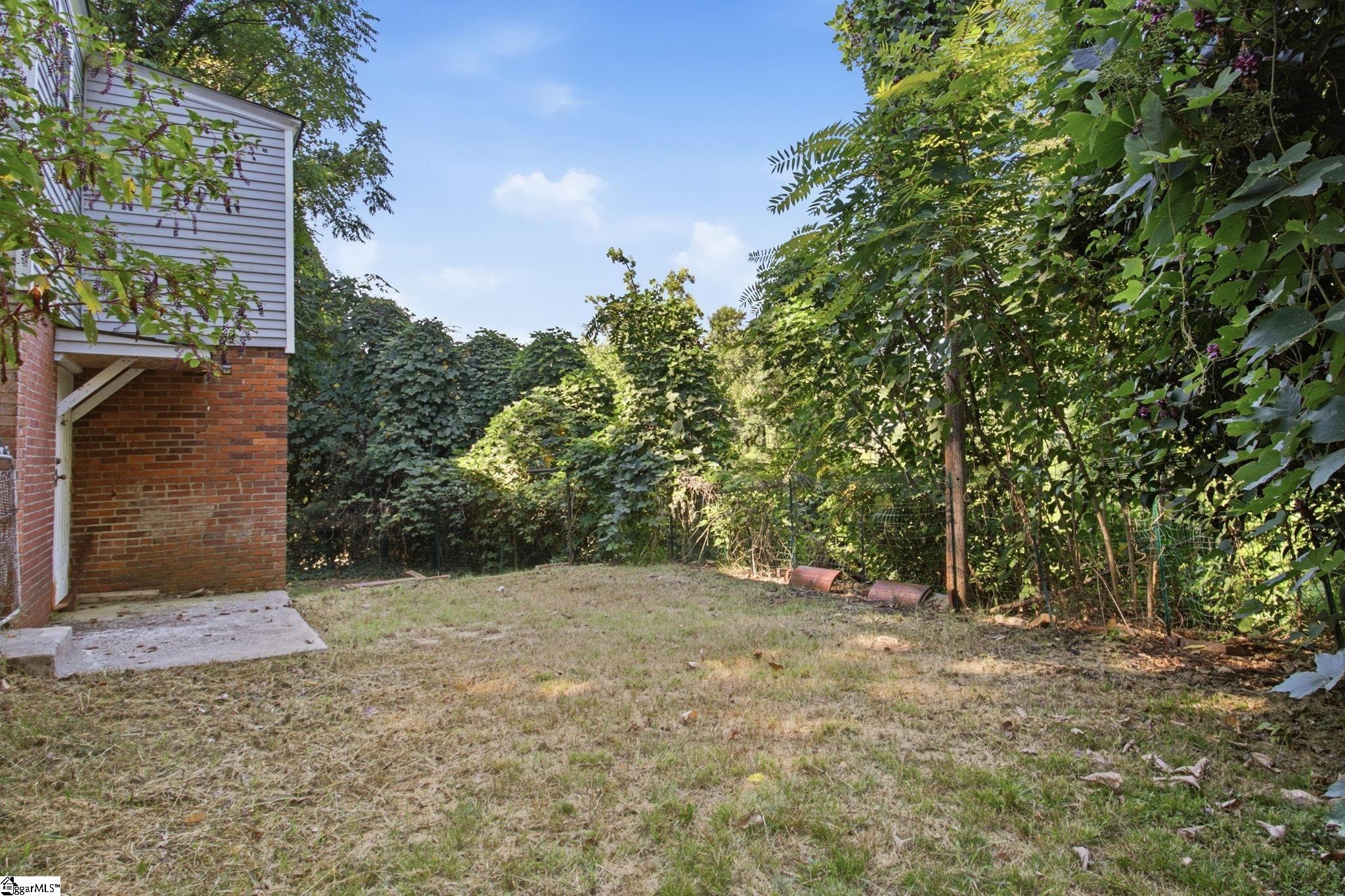 316 Melville Avenue Property Photo 18