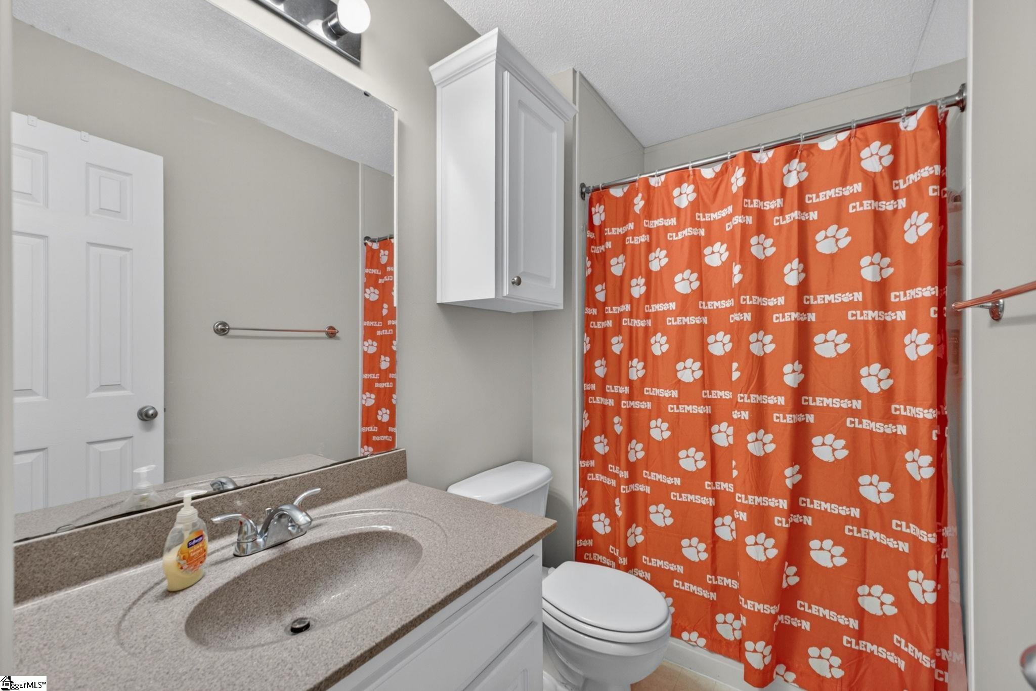 433 Rexford Drive Property Photo 17