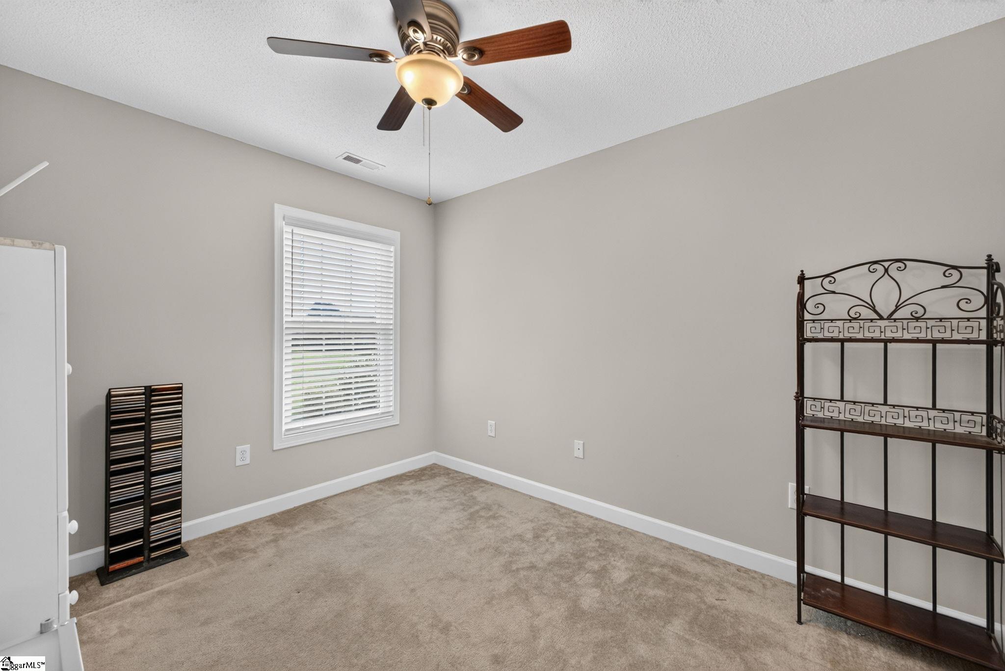 433 Rexford Drive Property Photo 18