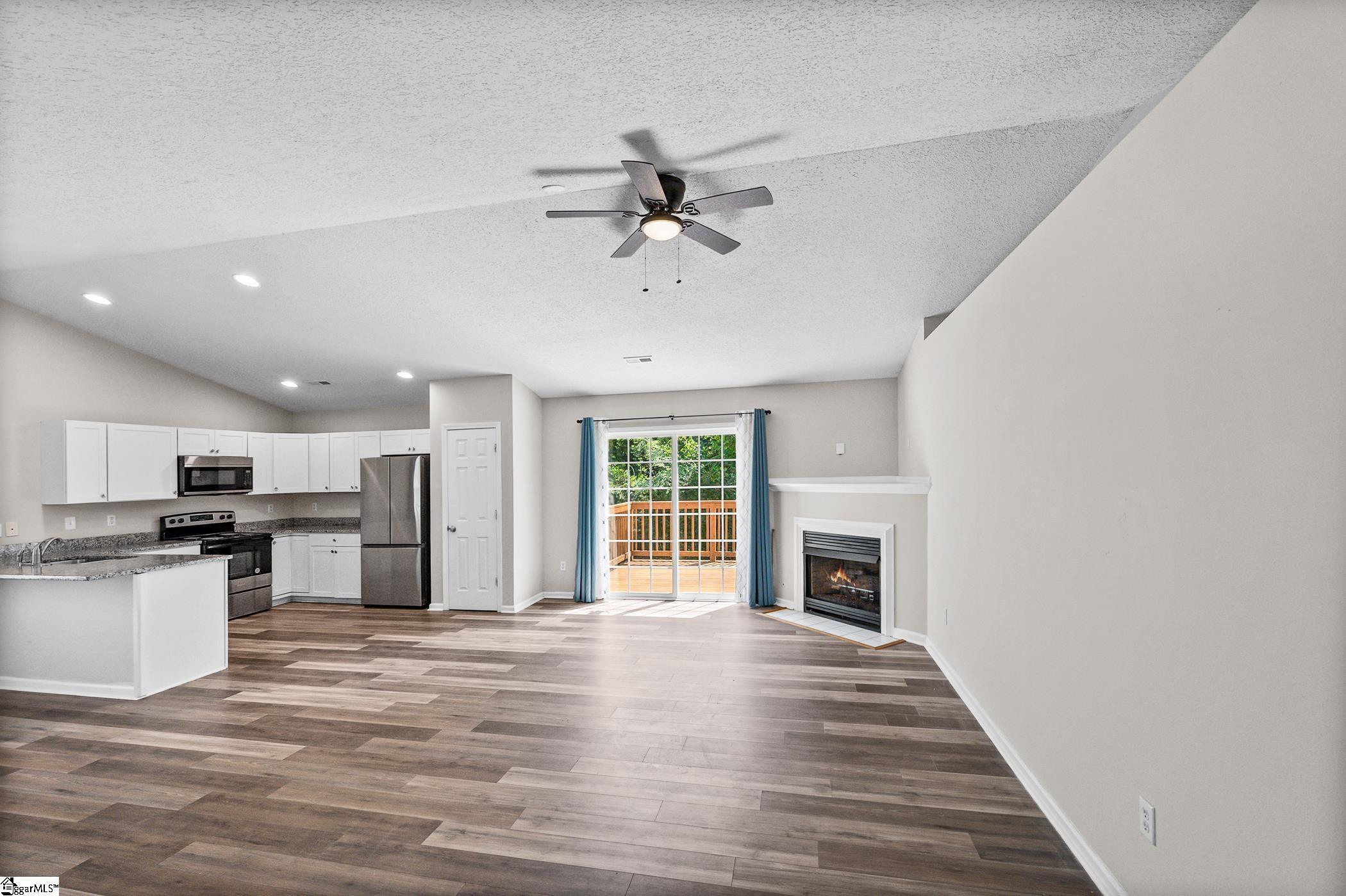 200 Mcconnell Road Property Photo 2