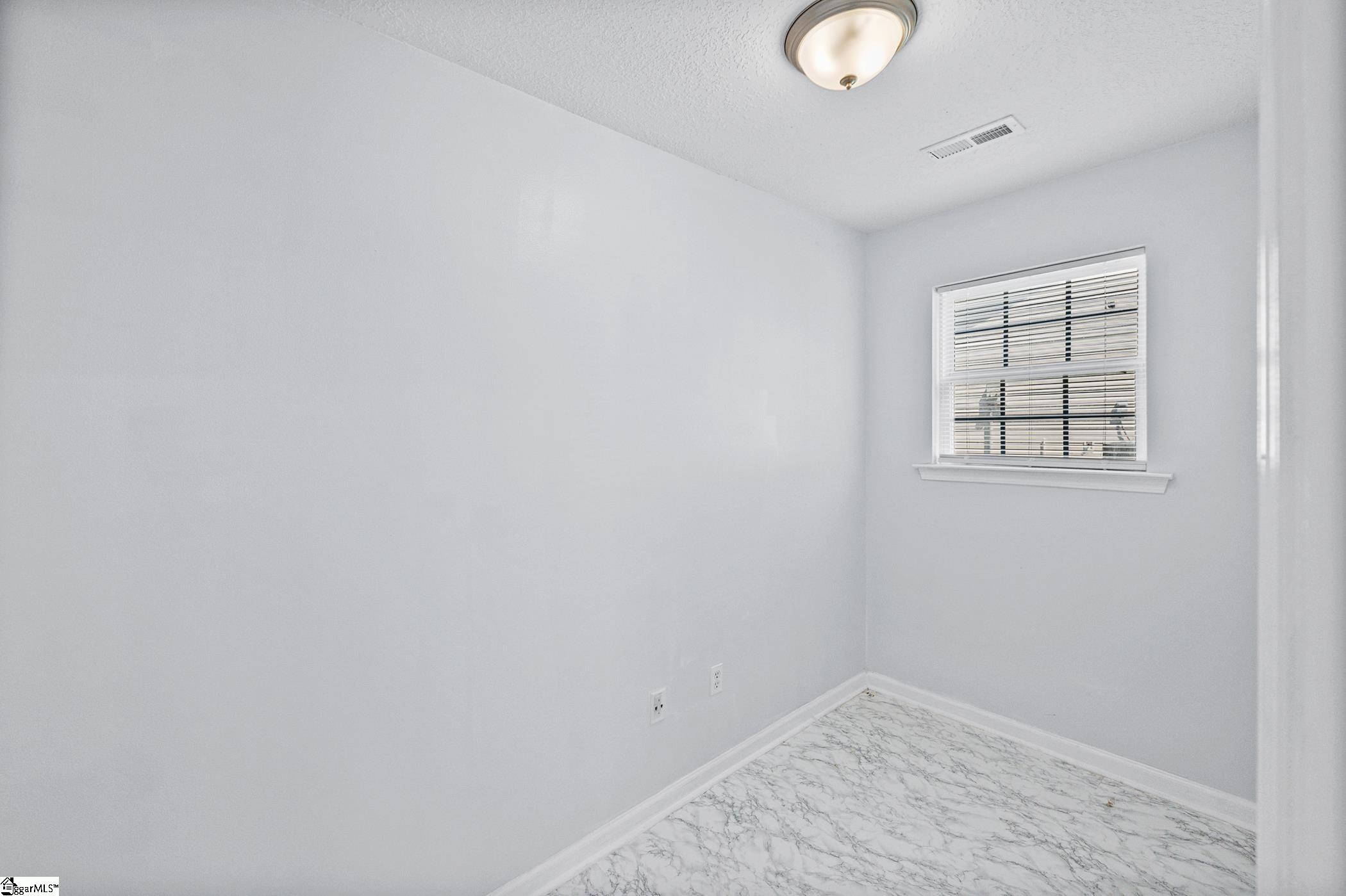 200 Mcconnell Road Property Photo 10