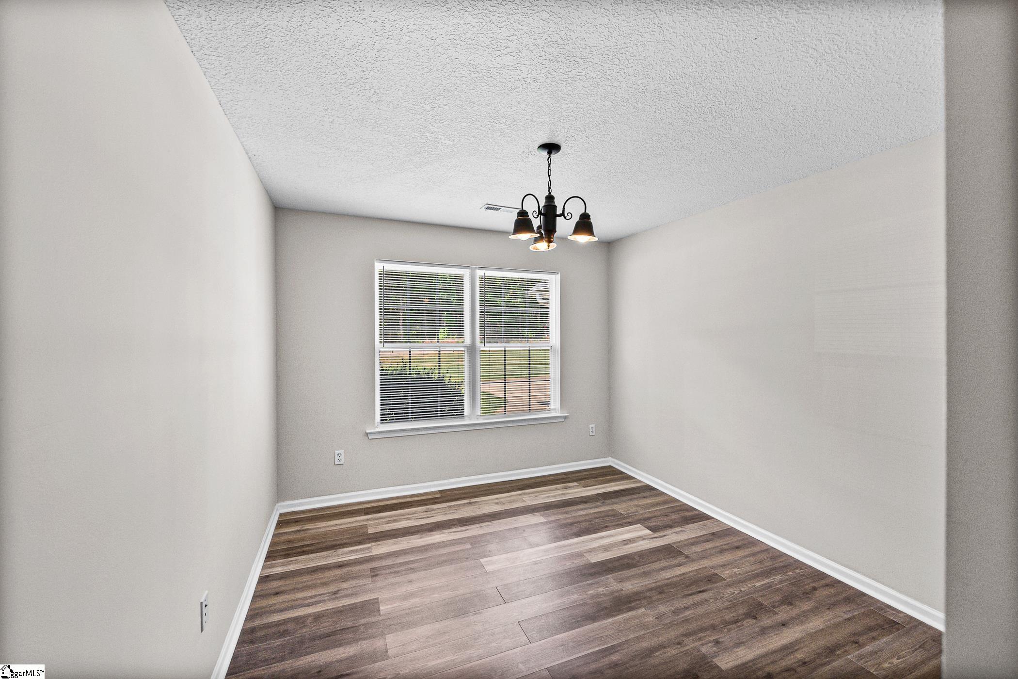 200 Mcconnell Road Property Photo 11