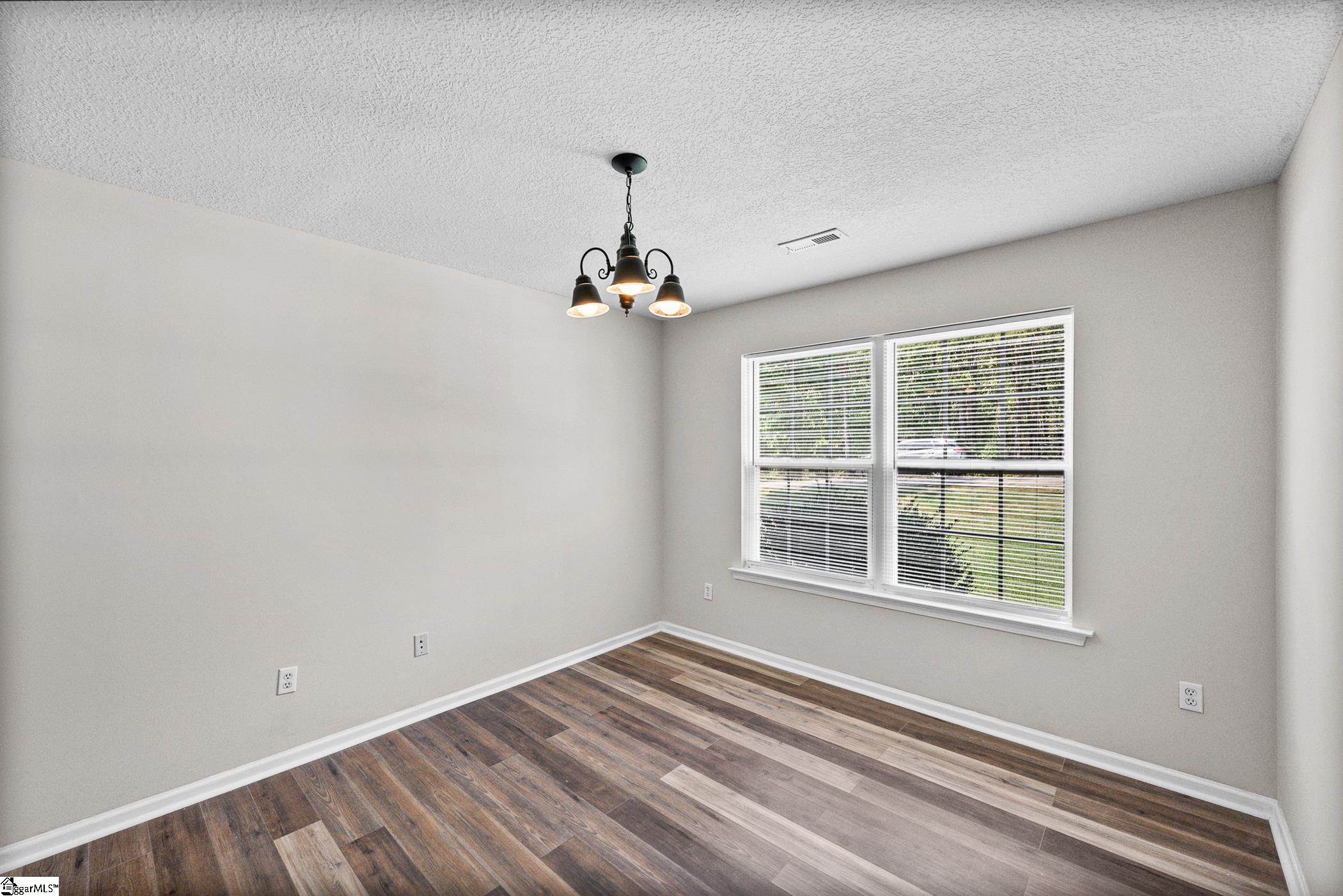 200 Mcconnell Road Property Photo 14