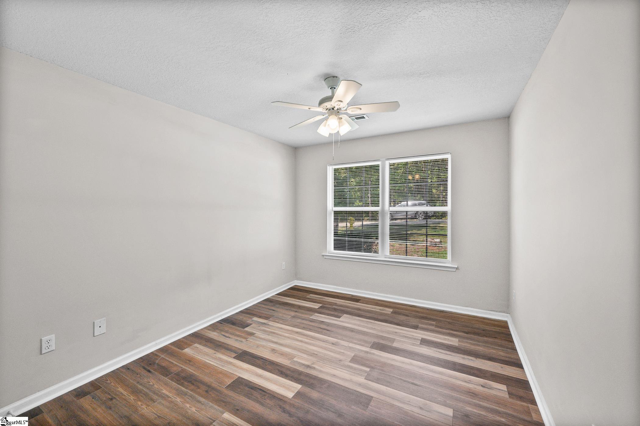 200 Mcconnell Road Property Photo 15