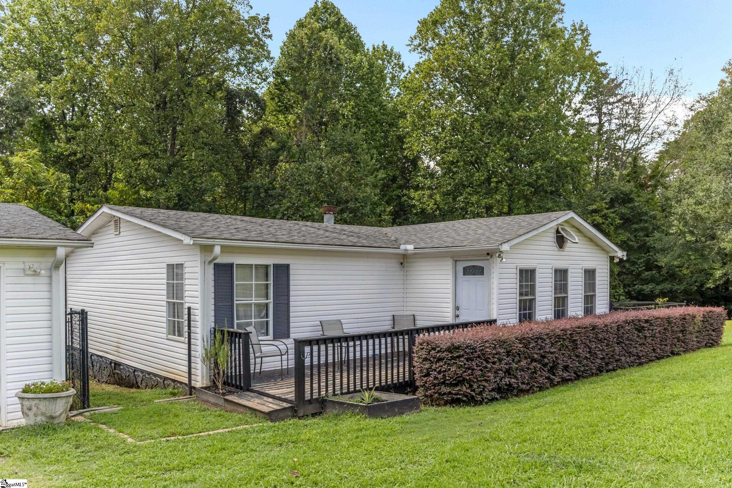181 White Road Property Photo 3