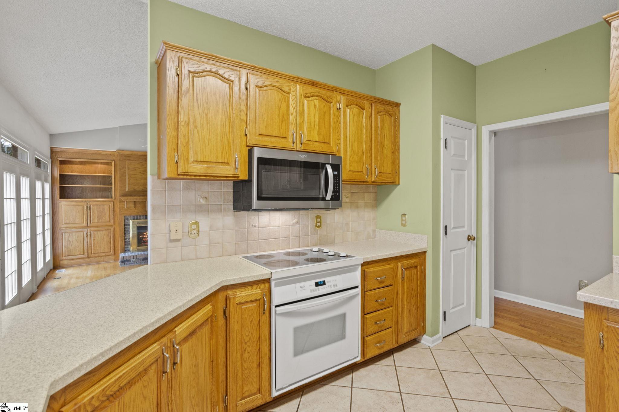 225 Plantation Lane Property Photo 14