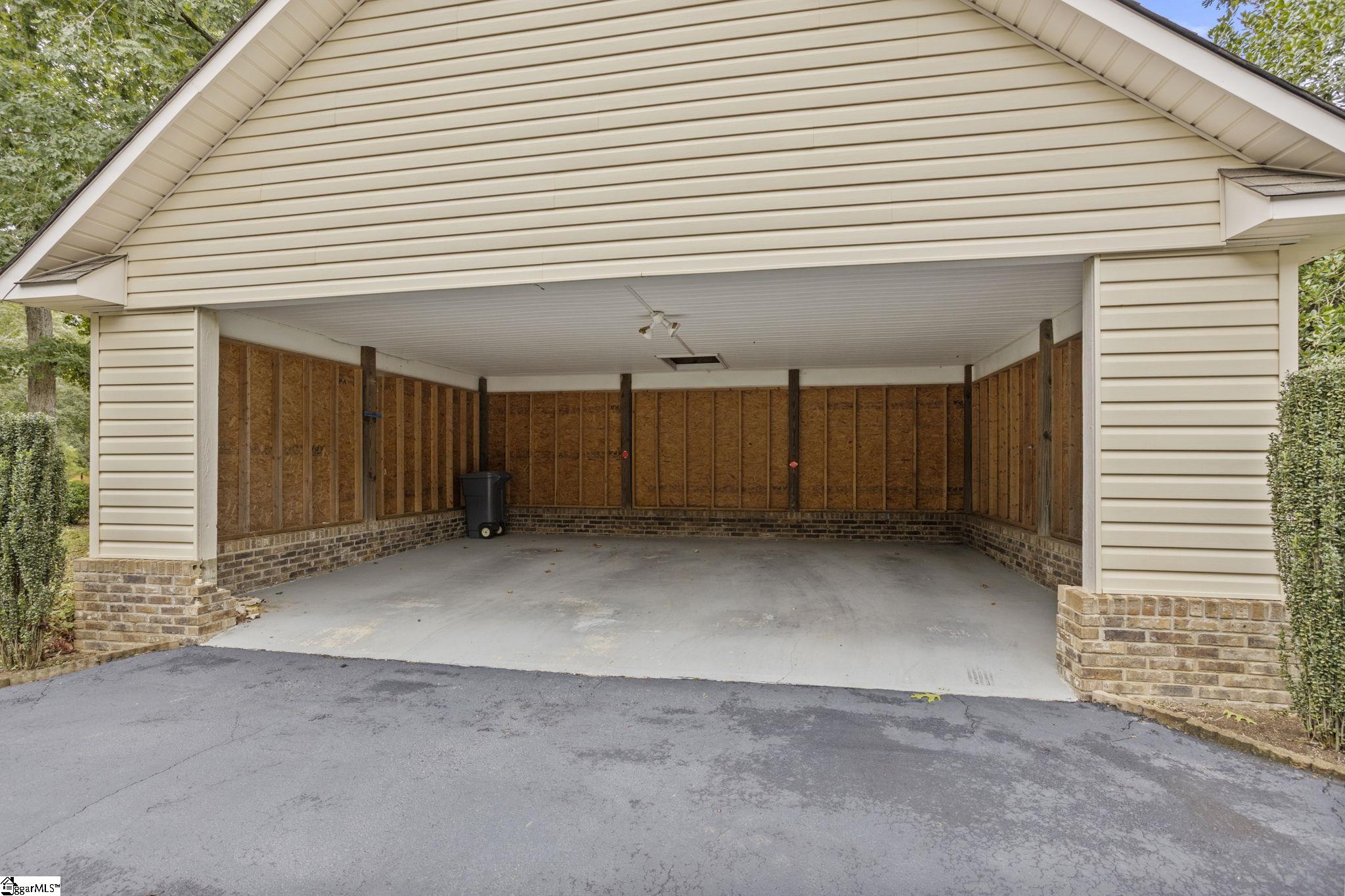 225 Plantation Lane Property Photo 36