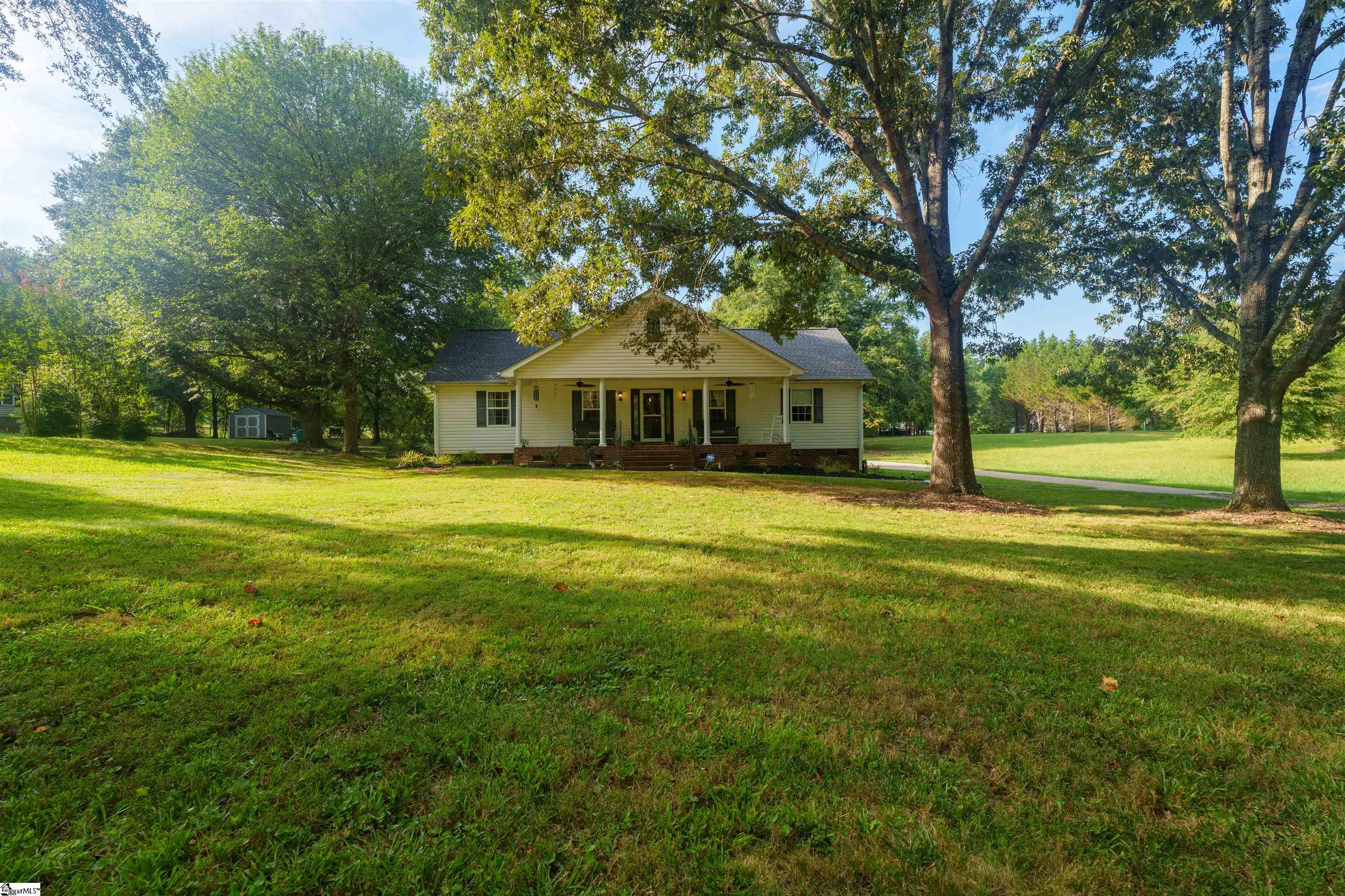 646 Gum Springs Road Property Photo 2