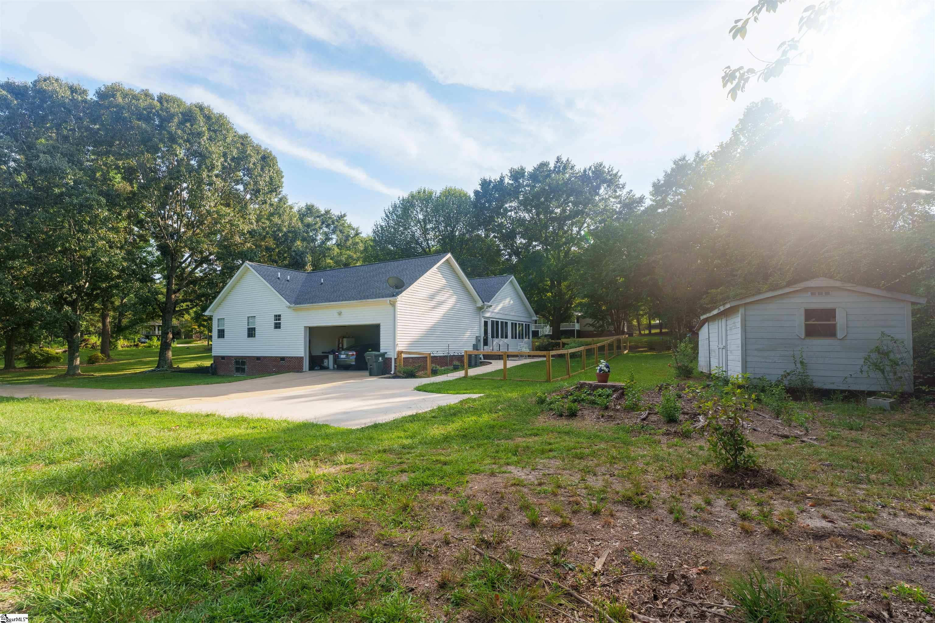 646 Gum Springs Road Property Photo 5
