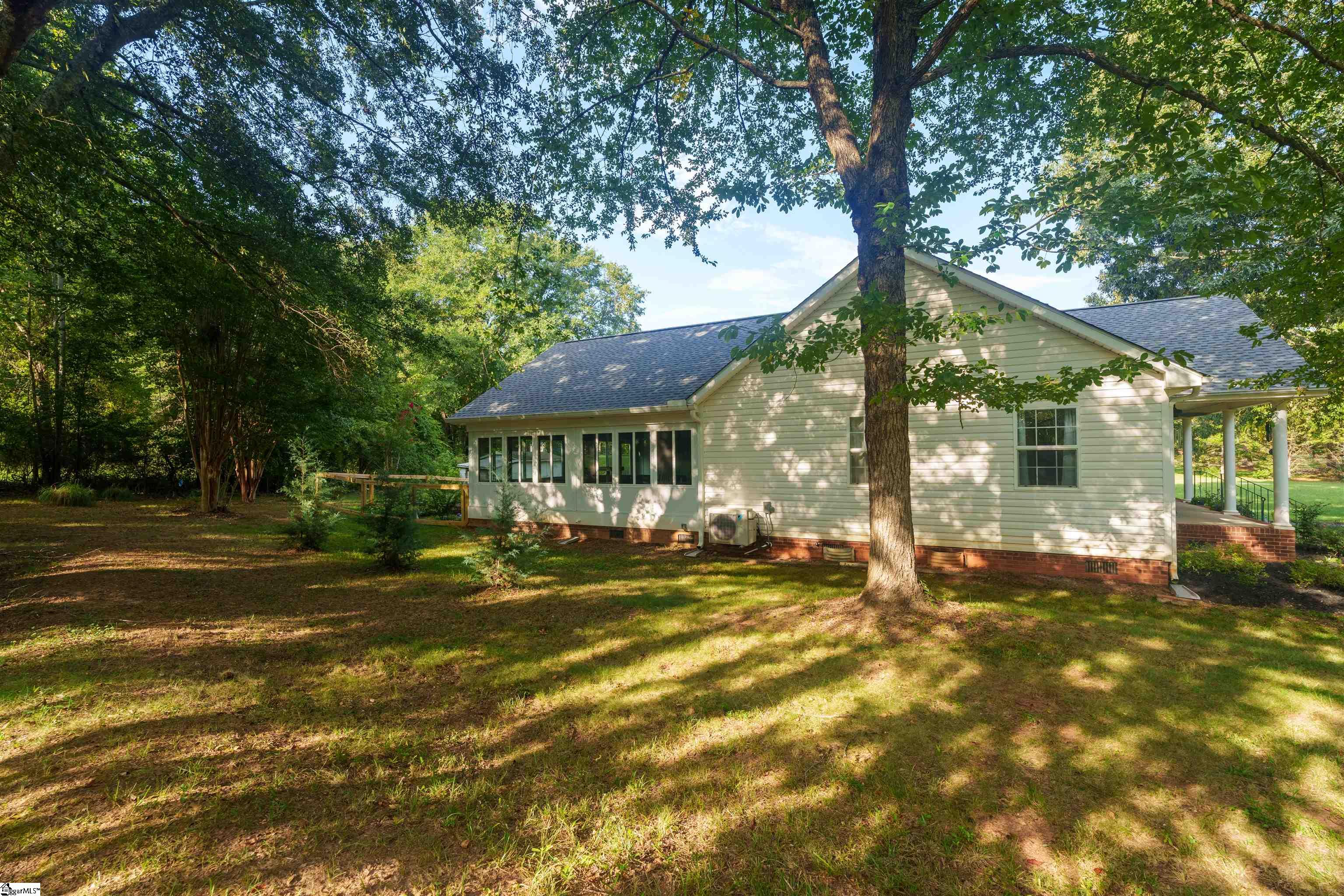 646 Gum Springs Road Property Photo 8