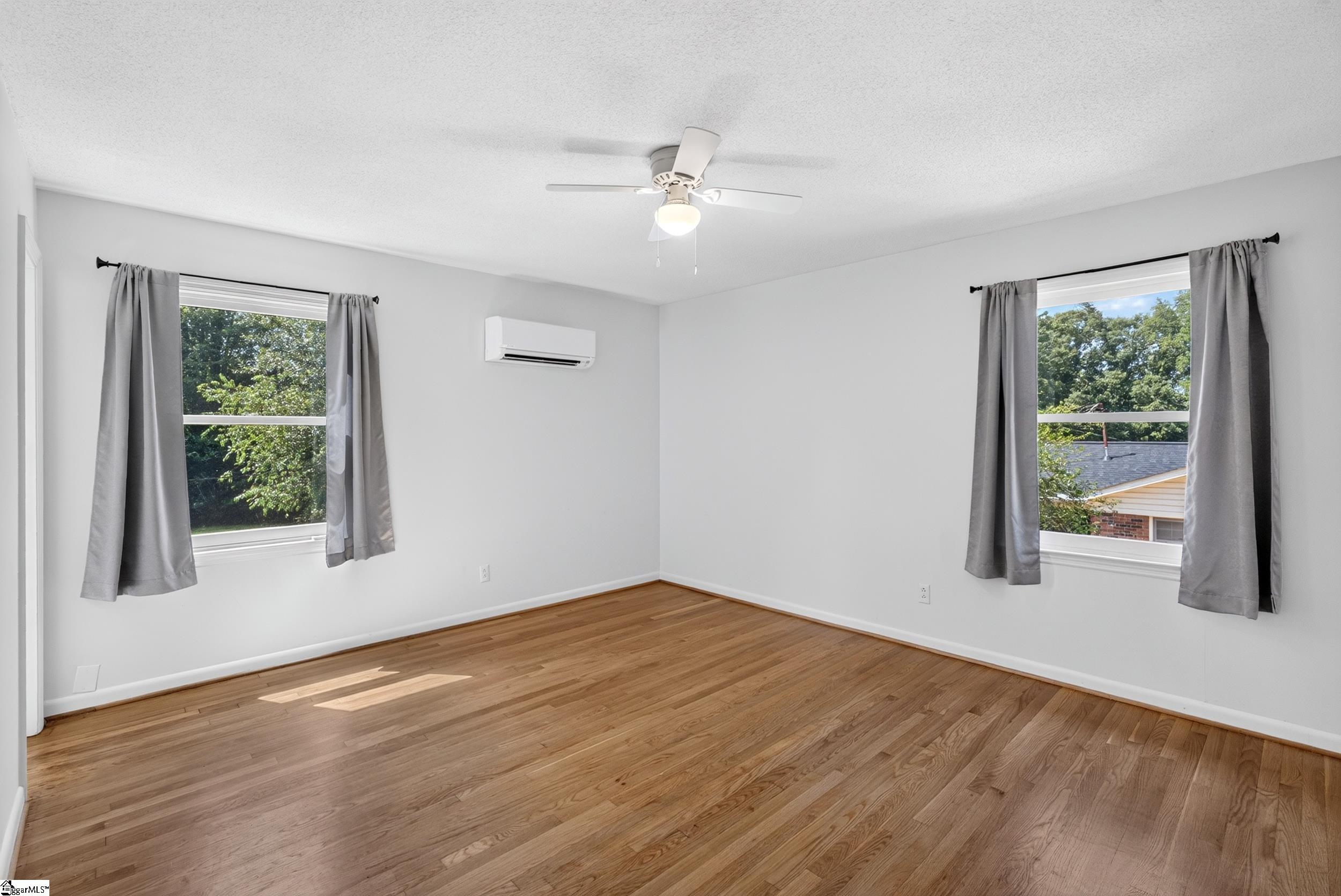 617 Sharondale Court Property Photo 13